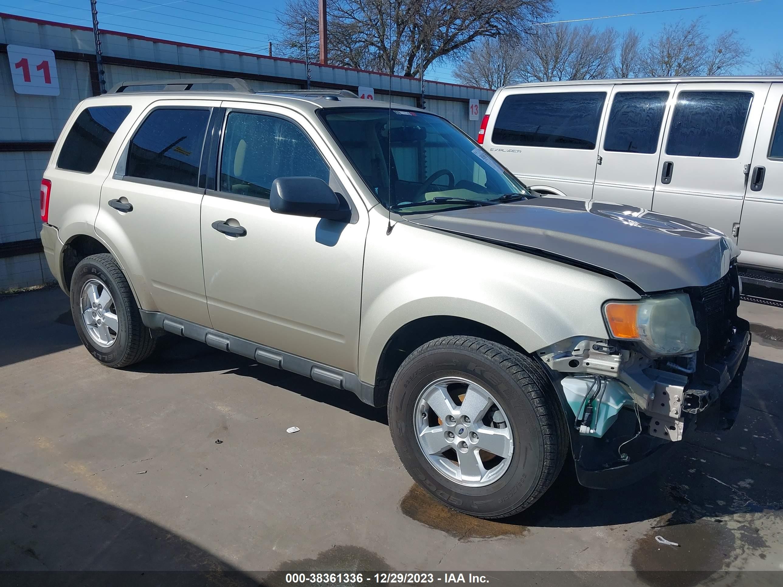 ford escape 2010 1fmcu0d75akd19310