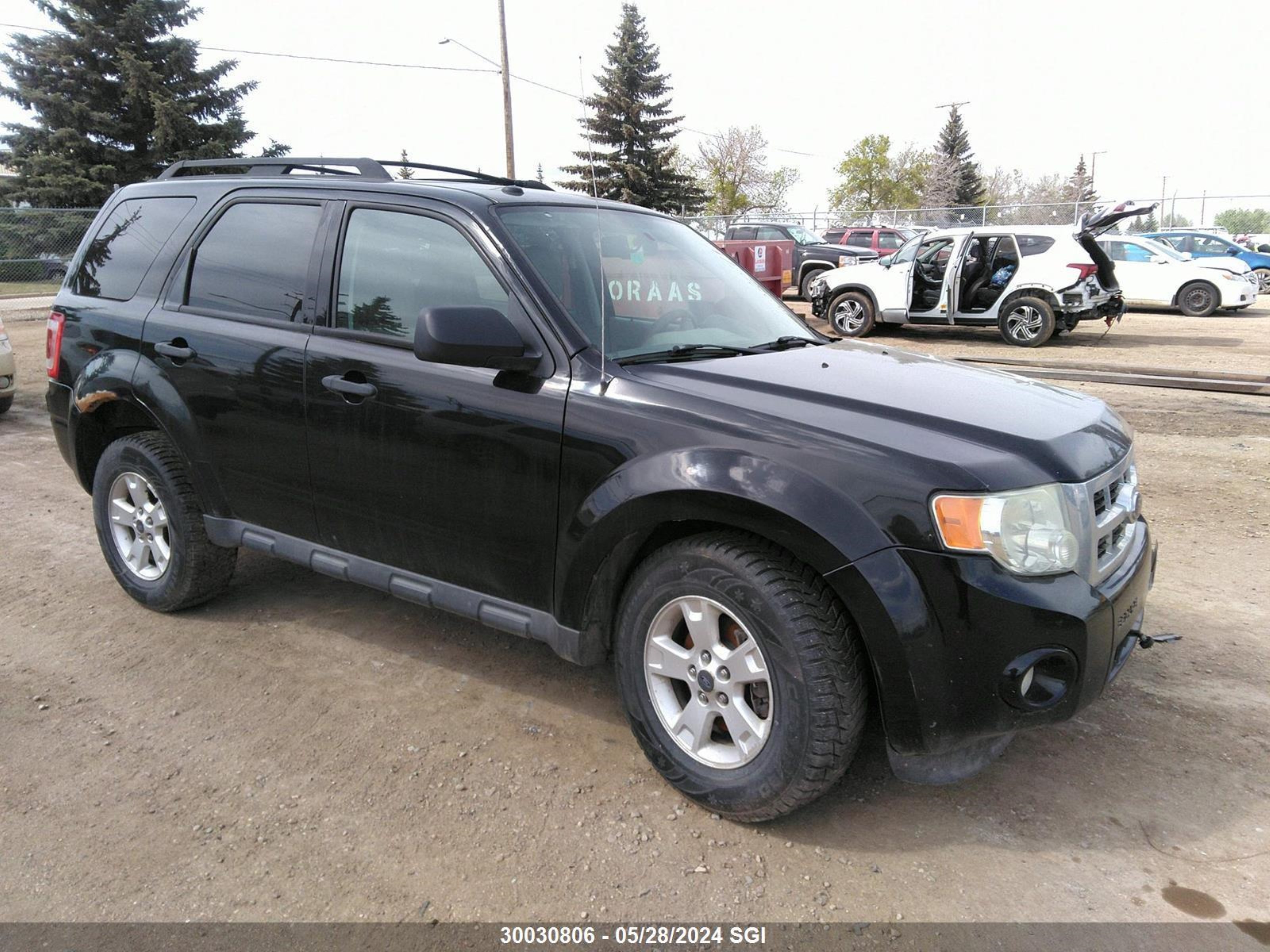 ford escape 2010 1fmcu0dg4aka28071