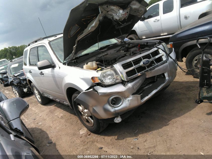 ford escape 2011 1fmcu0dg8bkb82025