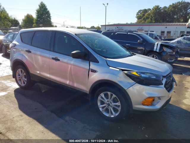 ford escape 2018 1fmcu0f73jub53483