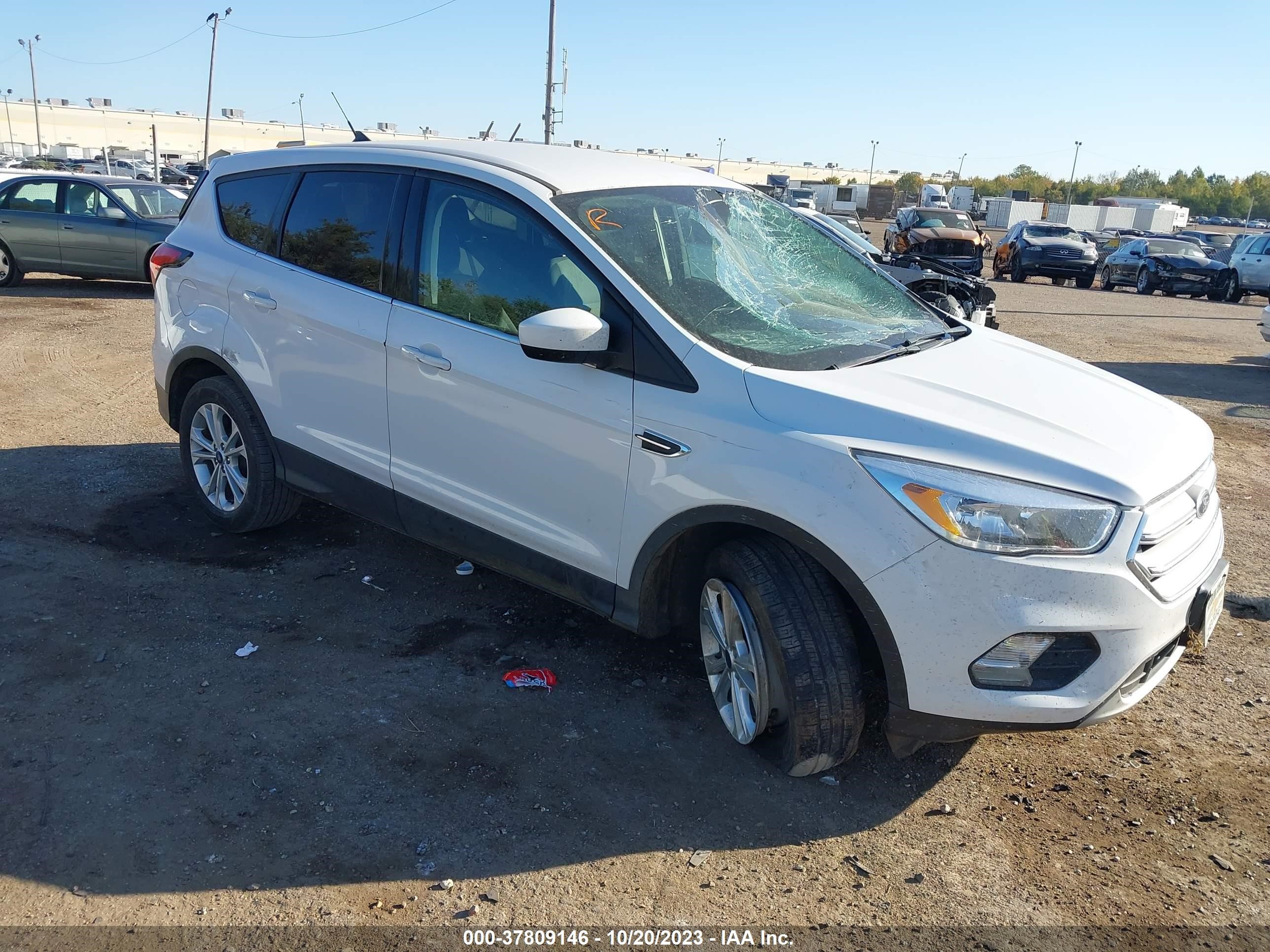 ford escape 2019 1fmcu0g98kub33960