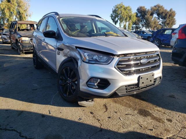 ford escape se 2018 1fmcu0gd2juc09885