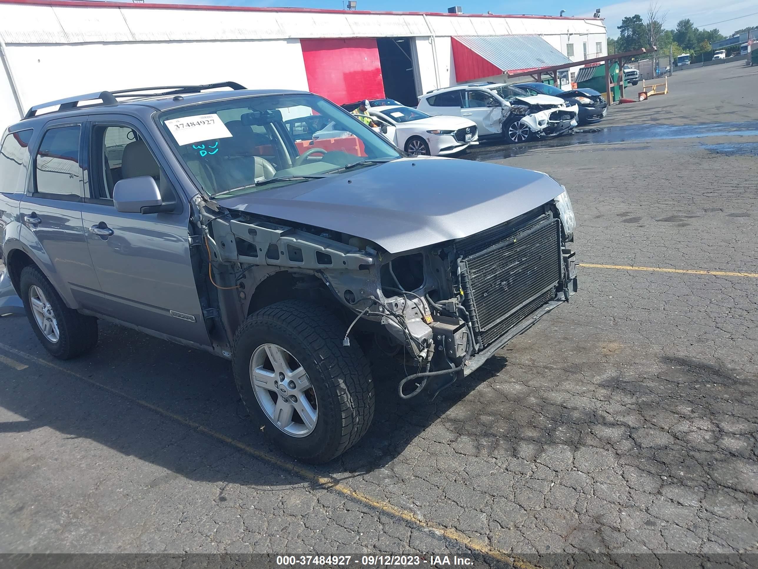 ford escape 2008 1fmcu59h18ka77348