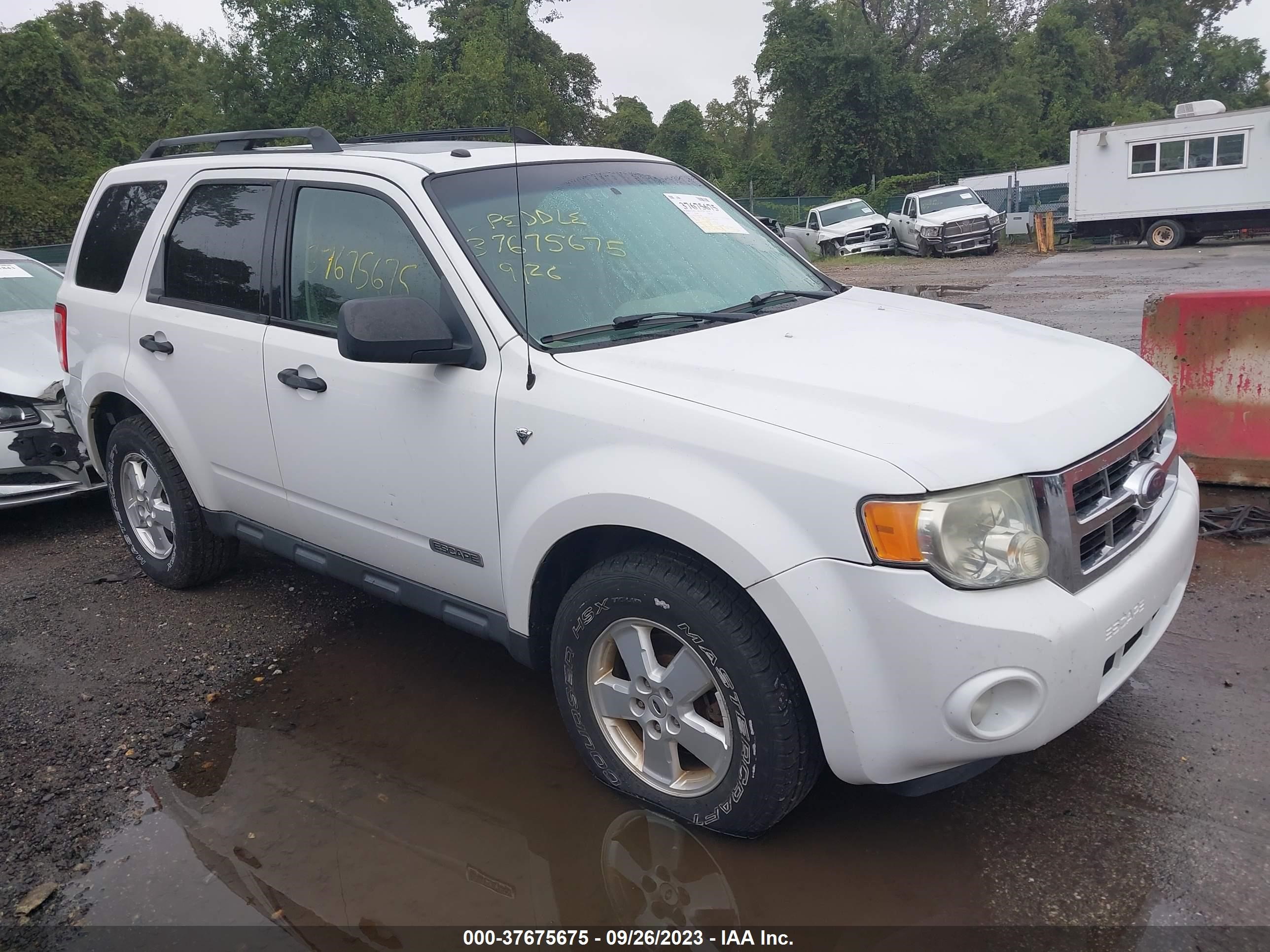 ford escape 2008 1fmcu93138kc45901