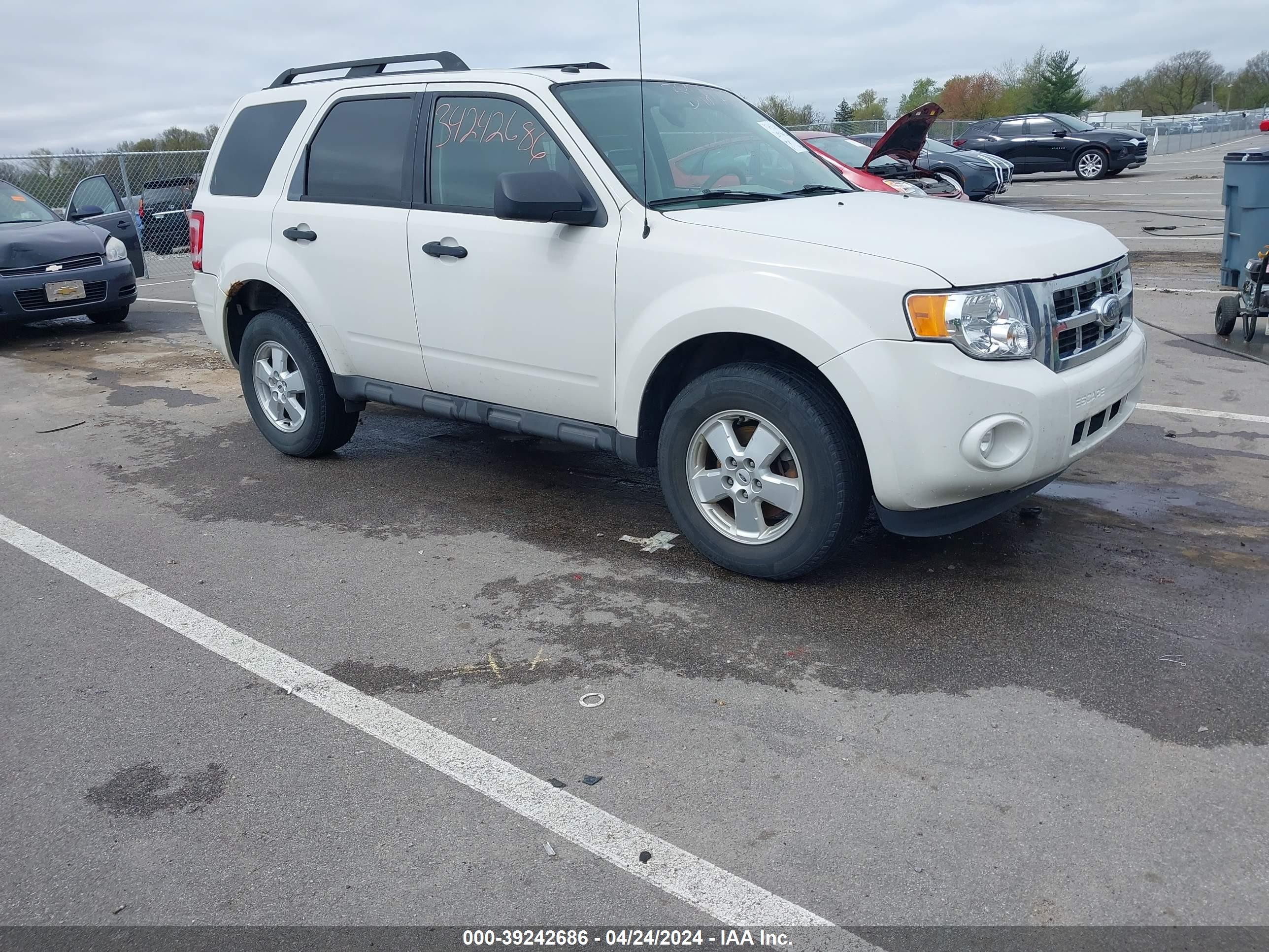 ford escape 2009 1fmcu93g89ka26664