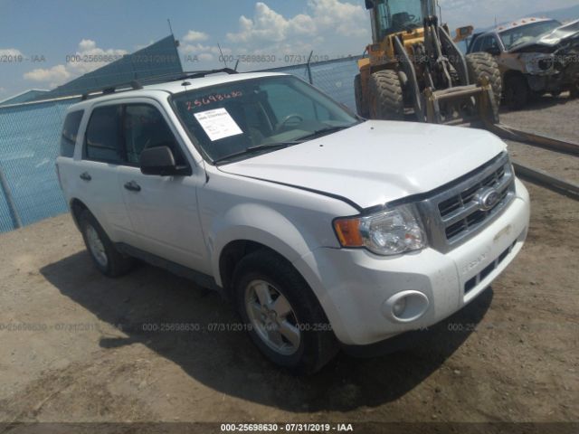 ford escape 2010 1fmcu9d71aka88510