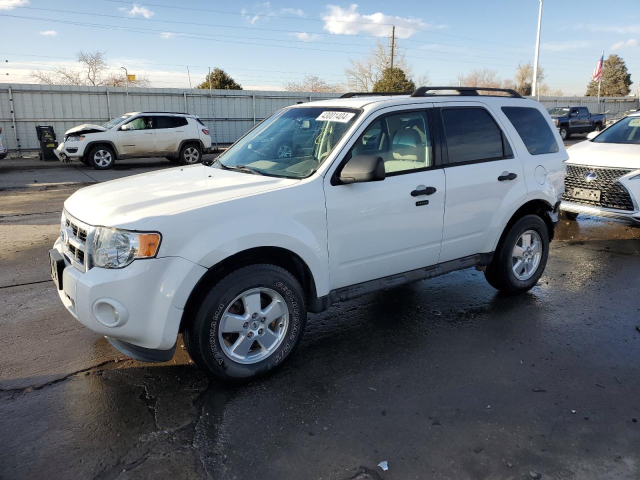 ford escape 2011 1fmcu9d77bkb26033