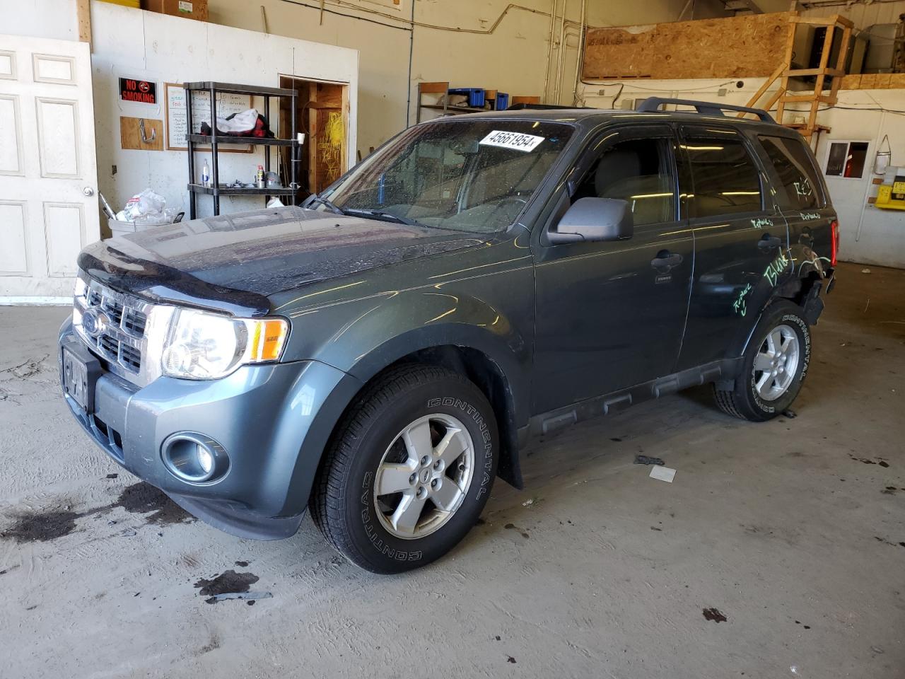 ford escape 2010 1fmcu9dg2akb52442