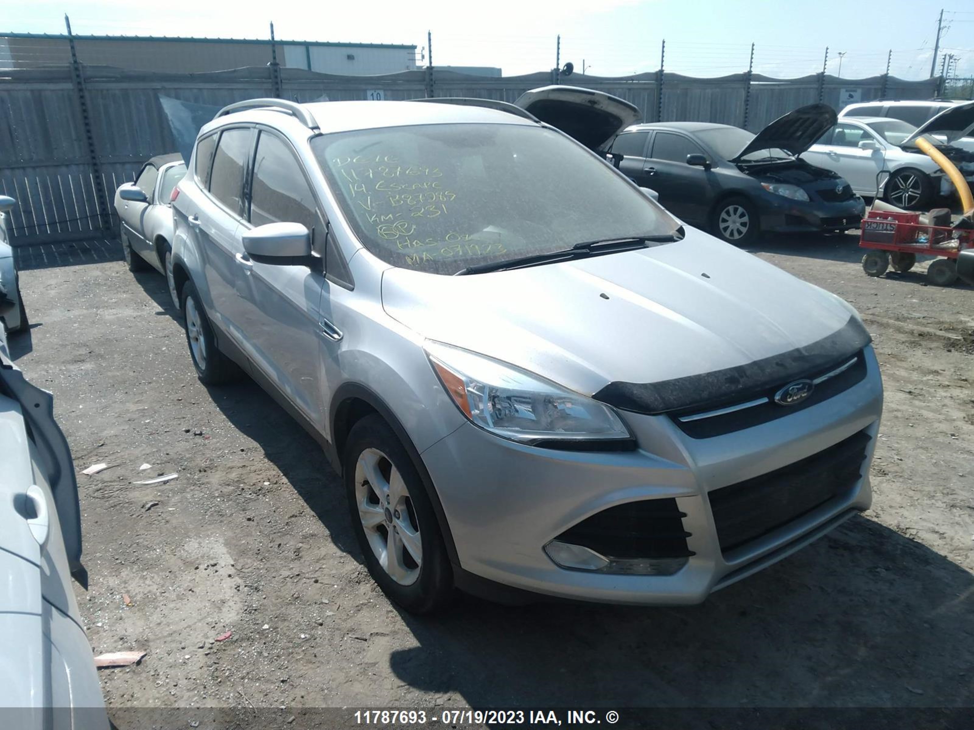 ford escape 2014 1fmcu9g91eub87285