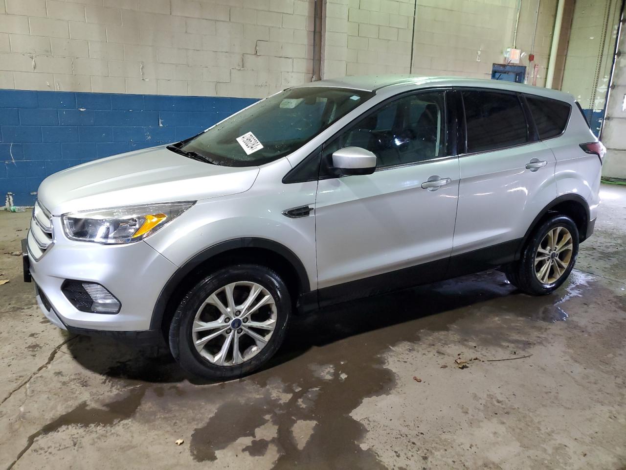 ford escape 2017 1fmcu9g92hub27441