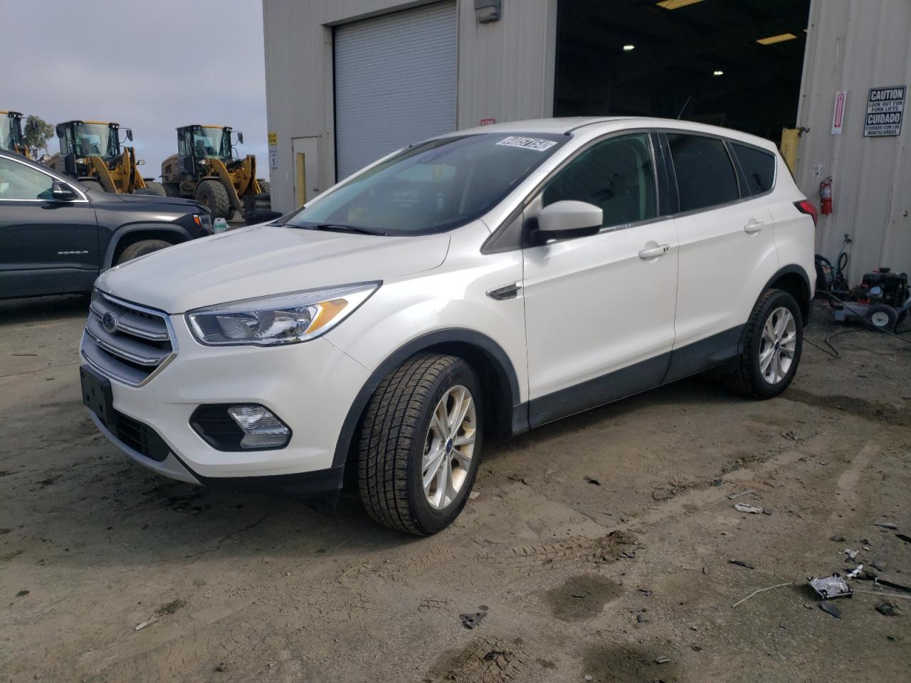 ford escape 2019 1fmcu9gd0kub92140