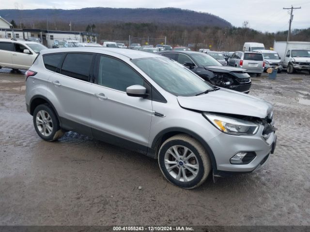 ford escape 2017 1fmcu9gd1huc06104