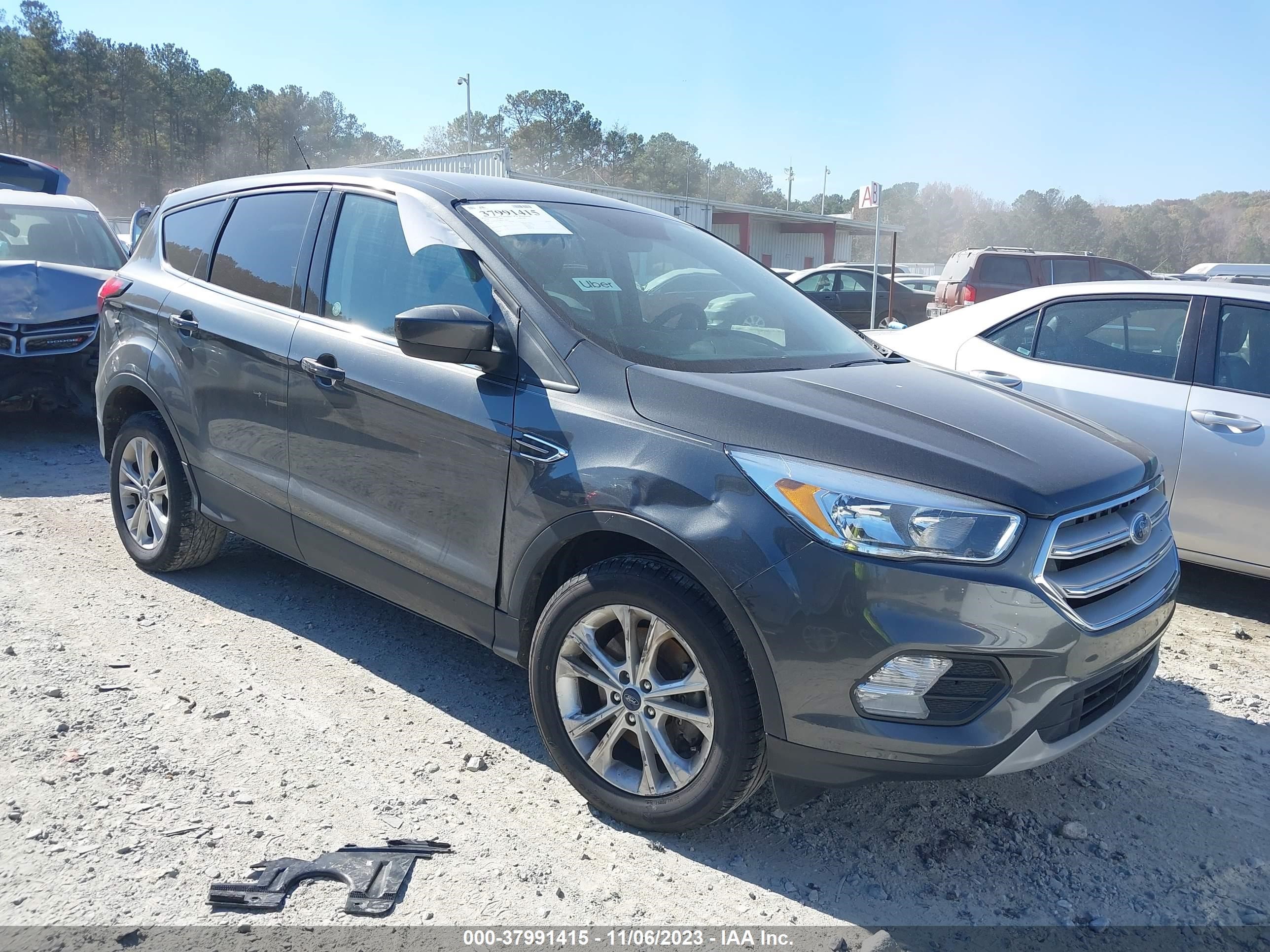 ford escape 2019 1fmcu9gd4kuc24880