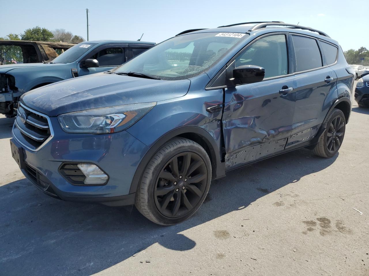 ford escape 2018 1fmcu9gd5jua95577