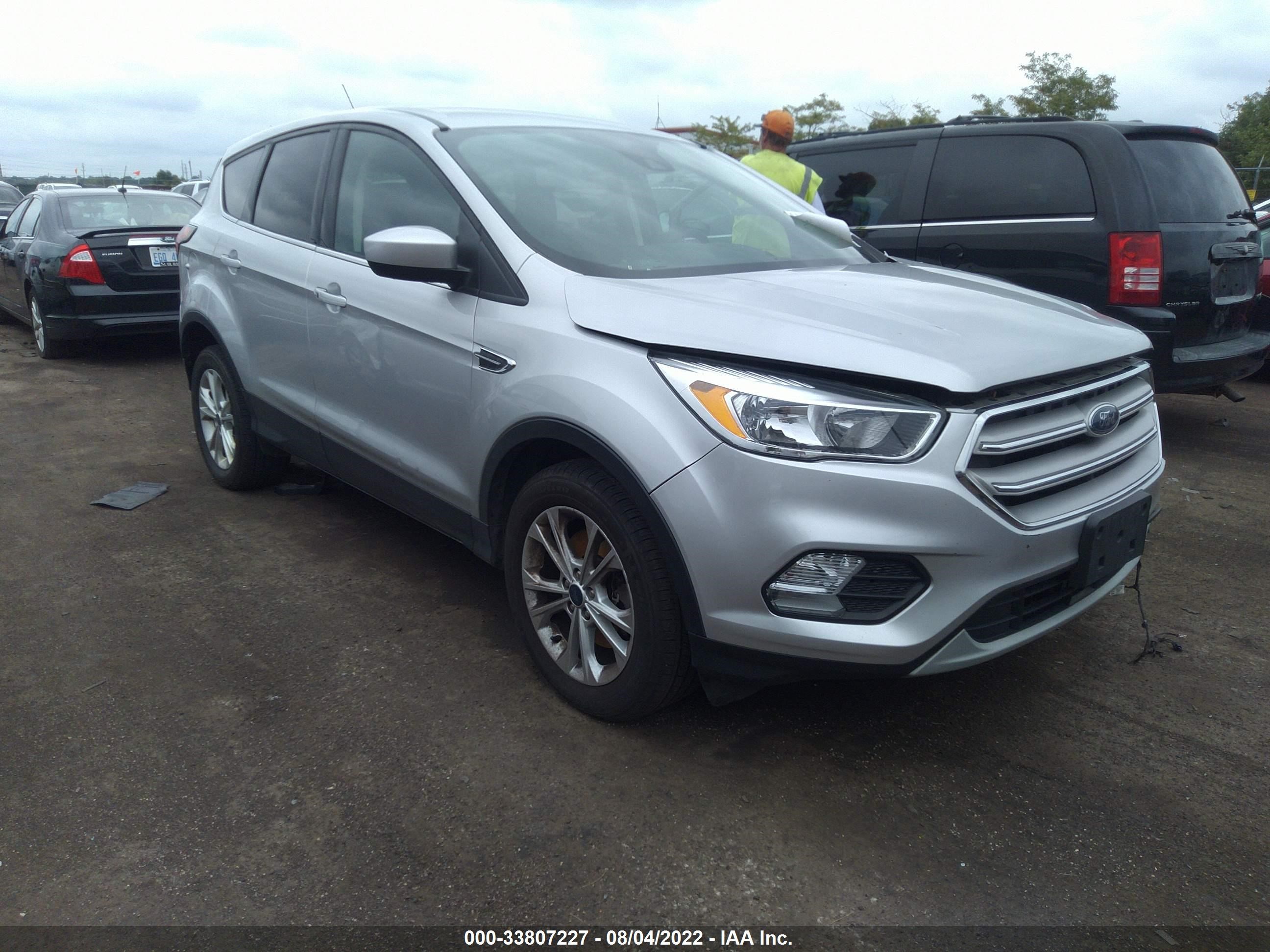 ford escape 2019 1fmcu9gd6kuc21897