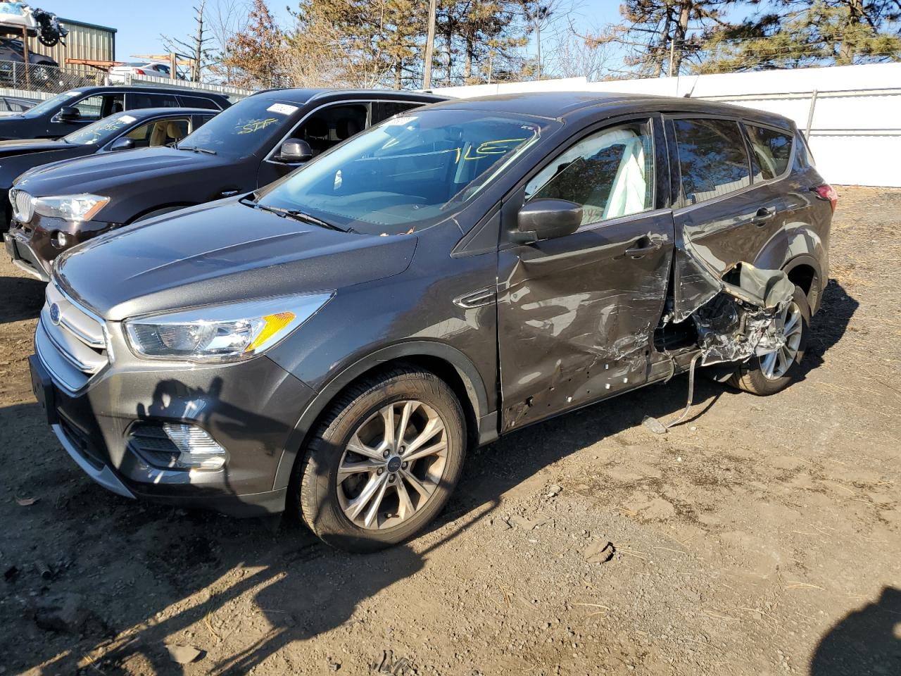 ford escape 2019 1fmcu9gd8kuc18158