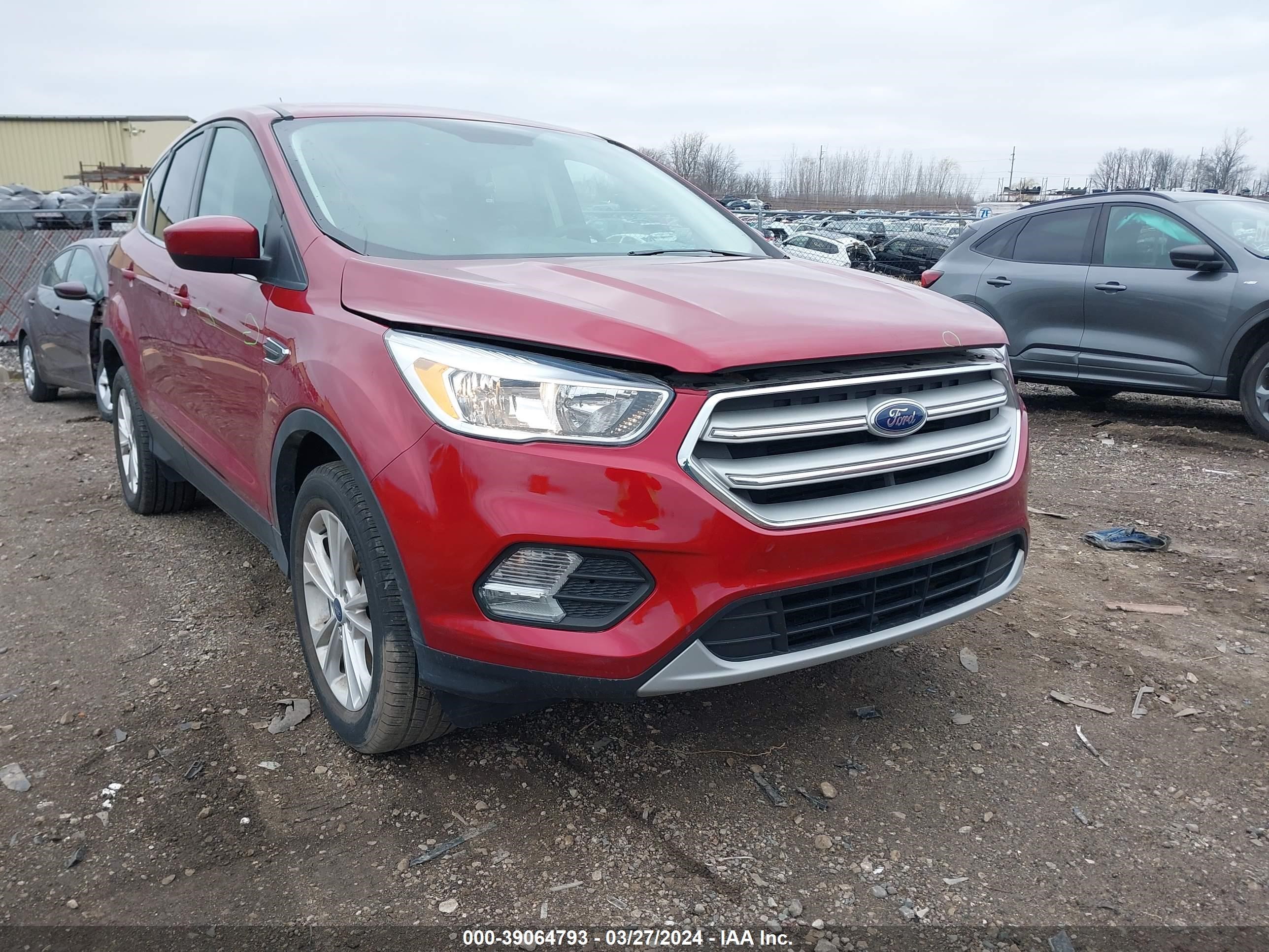 ford escape 2019 1fmcu9gd9kua32967