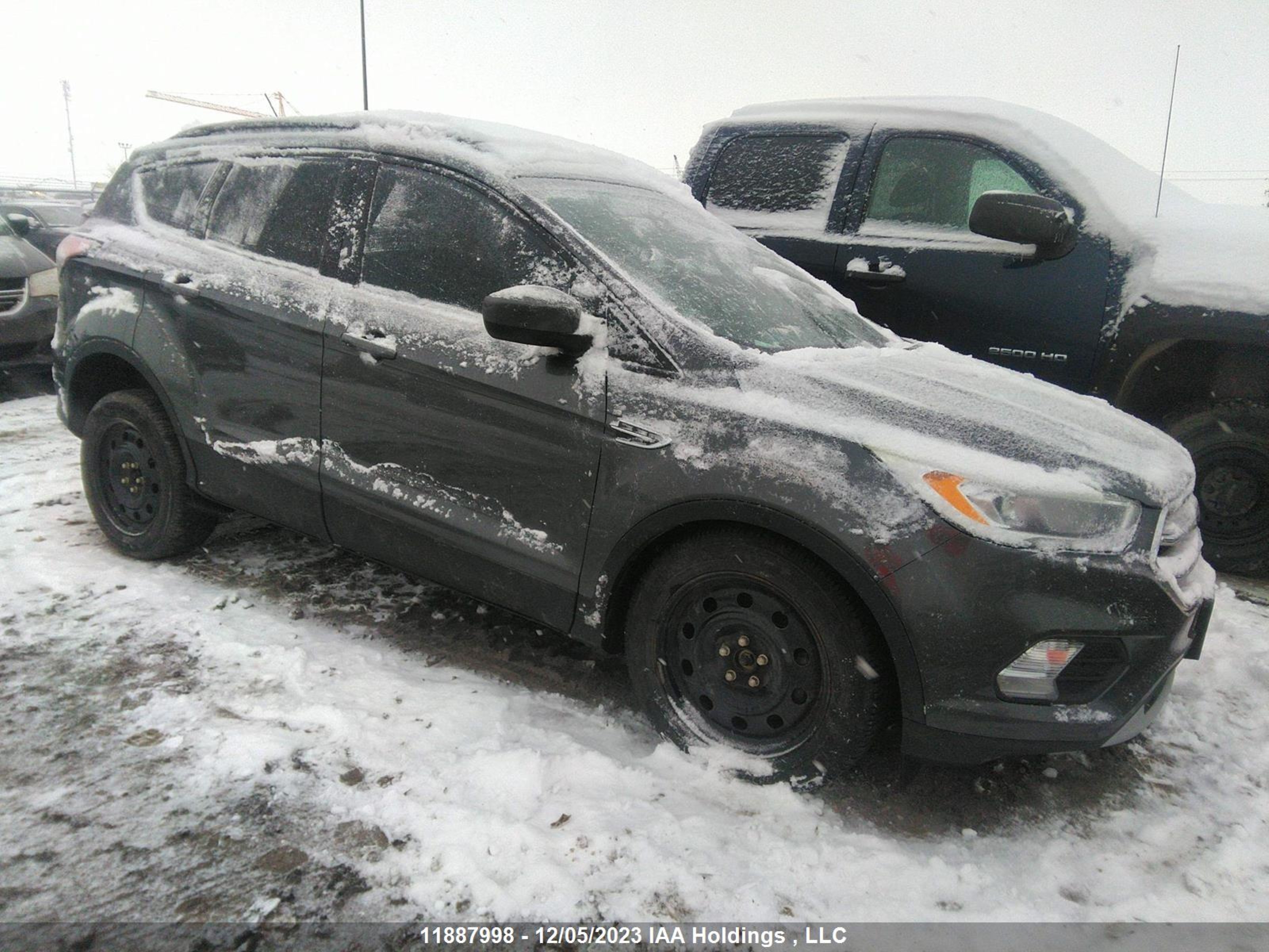 ford escape 2018 1fmcu9hd2jud09455