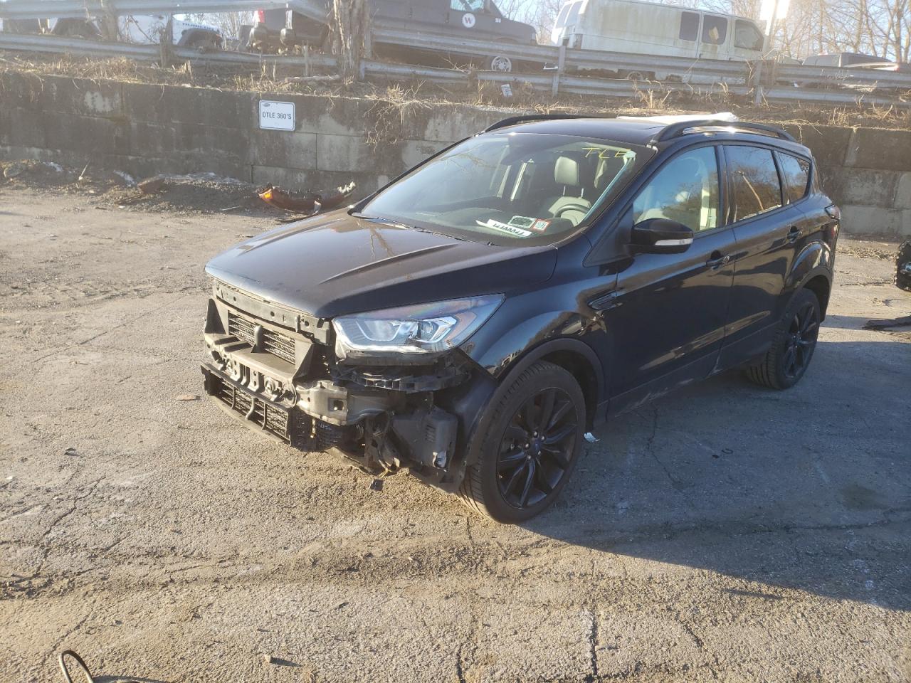 ford escape tit 2017 1fmcu9j93hud63640