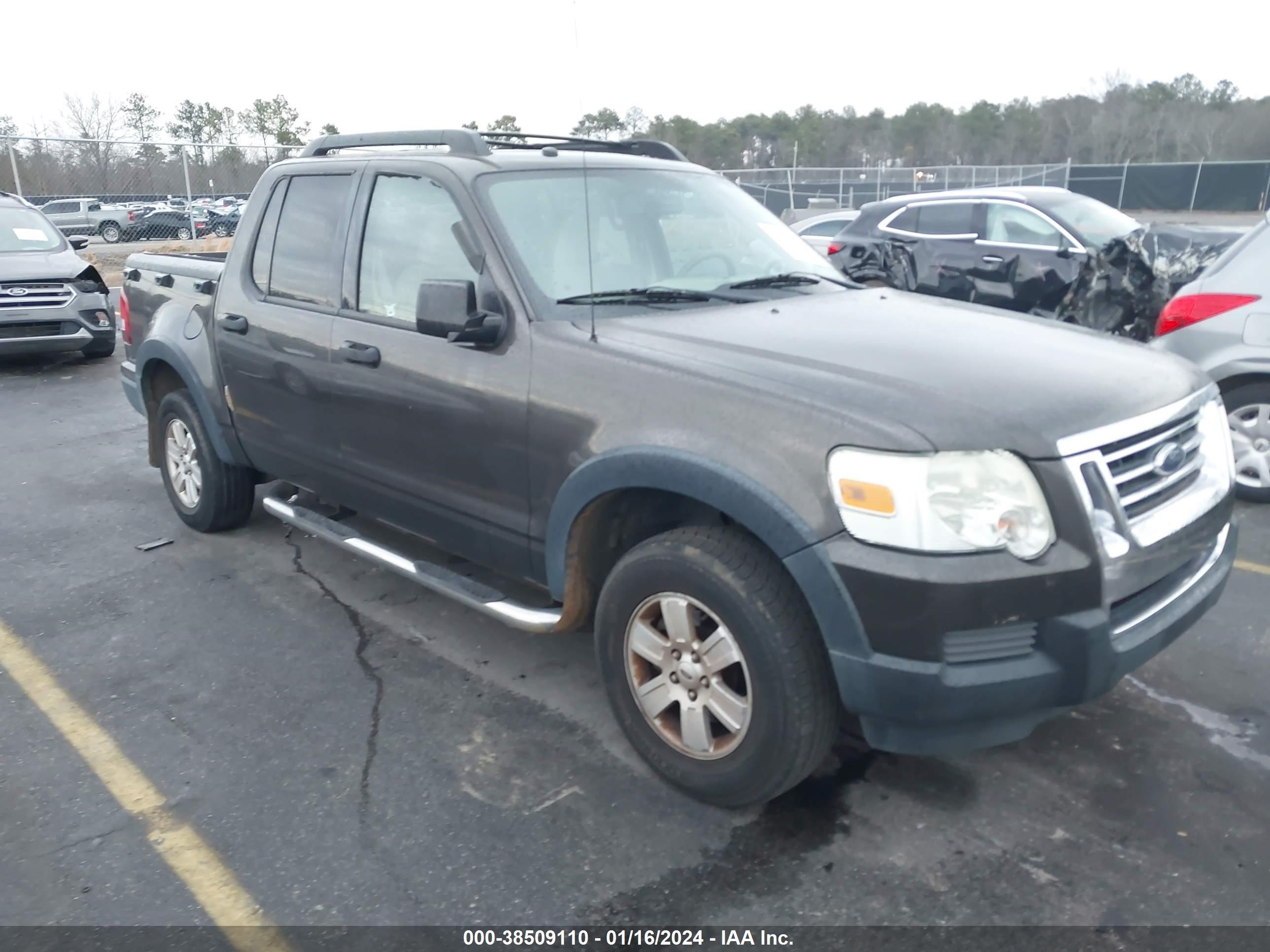 ford explorer sport trac 2007 1fmeu31k47ua32900