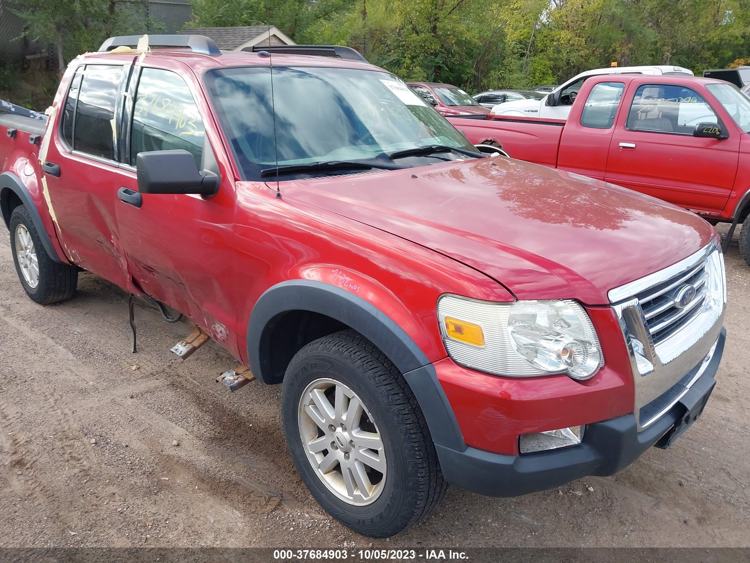 ford explorer sport trac 2007 1fmeu51k47ua31970