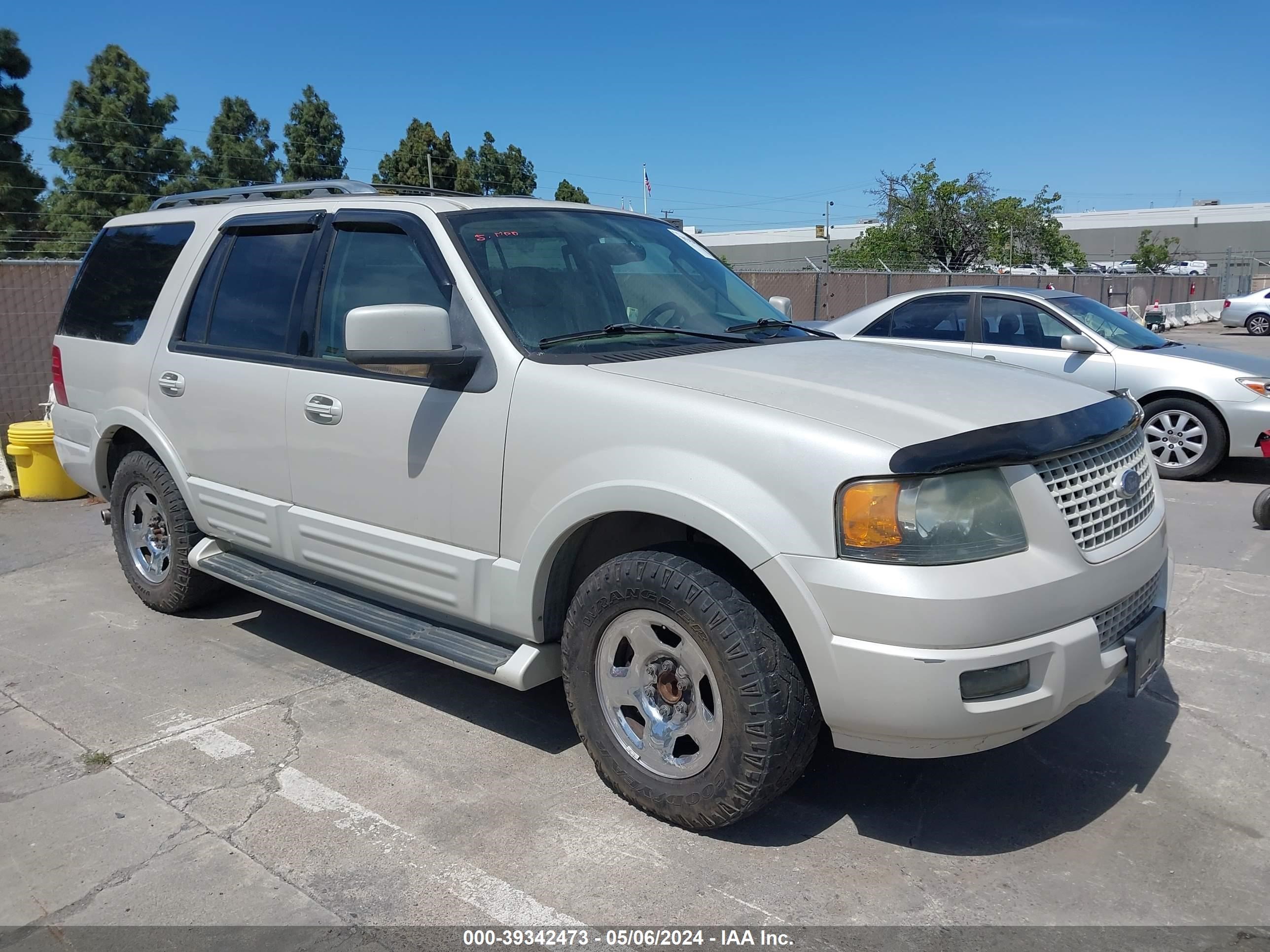 ford expedition 2005 1fmfu19585la92723