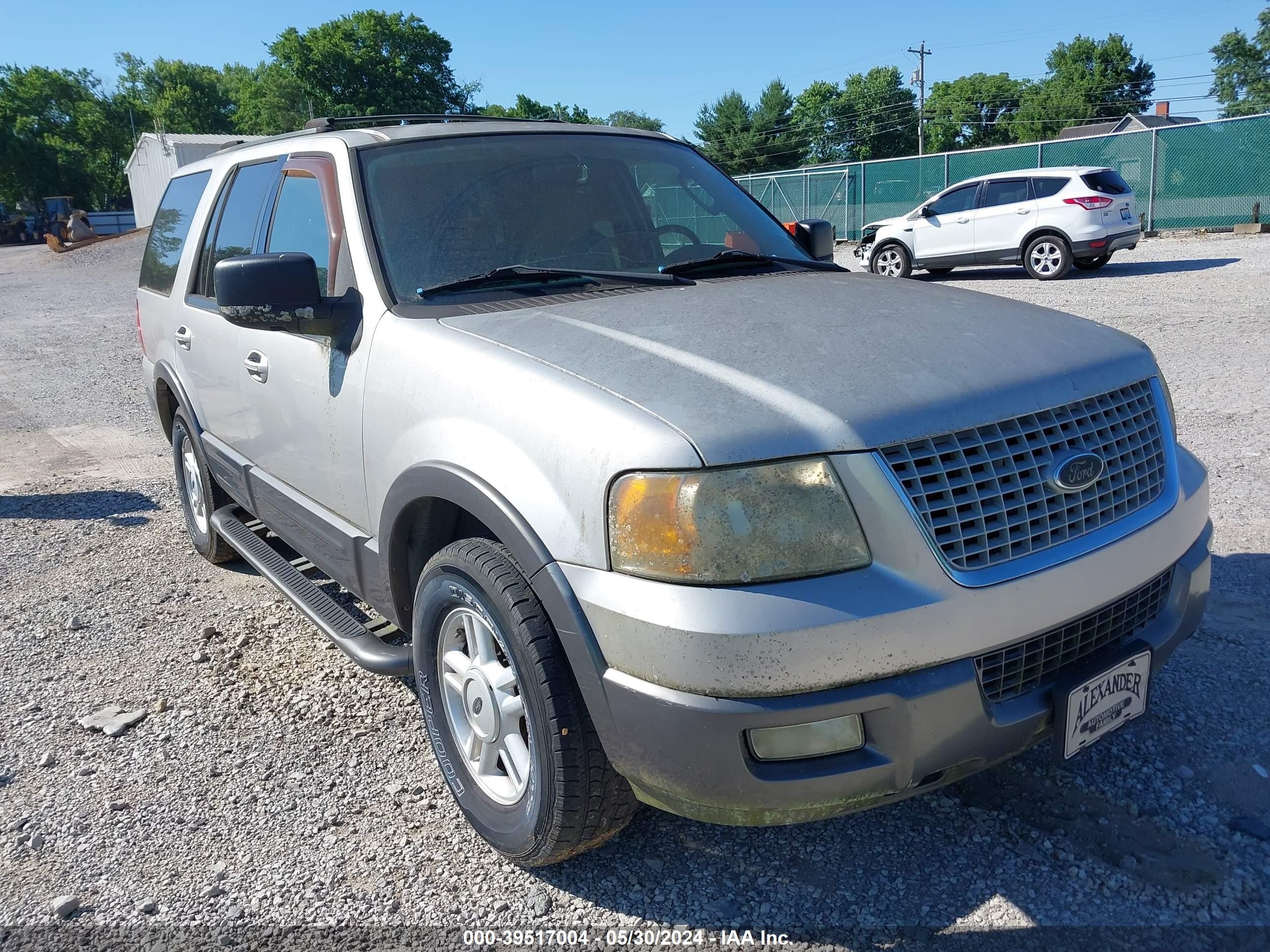 ford expedition 2004 1fmpu15l44lb34747