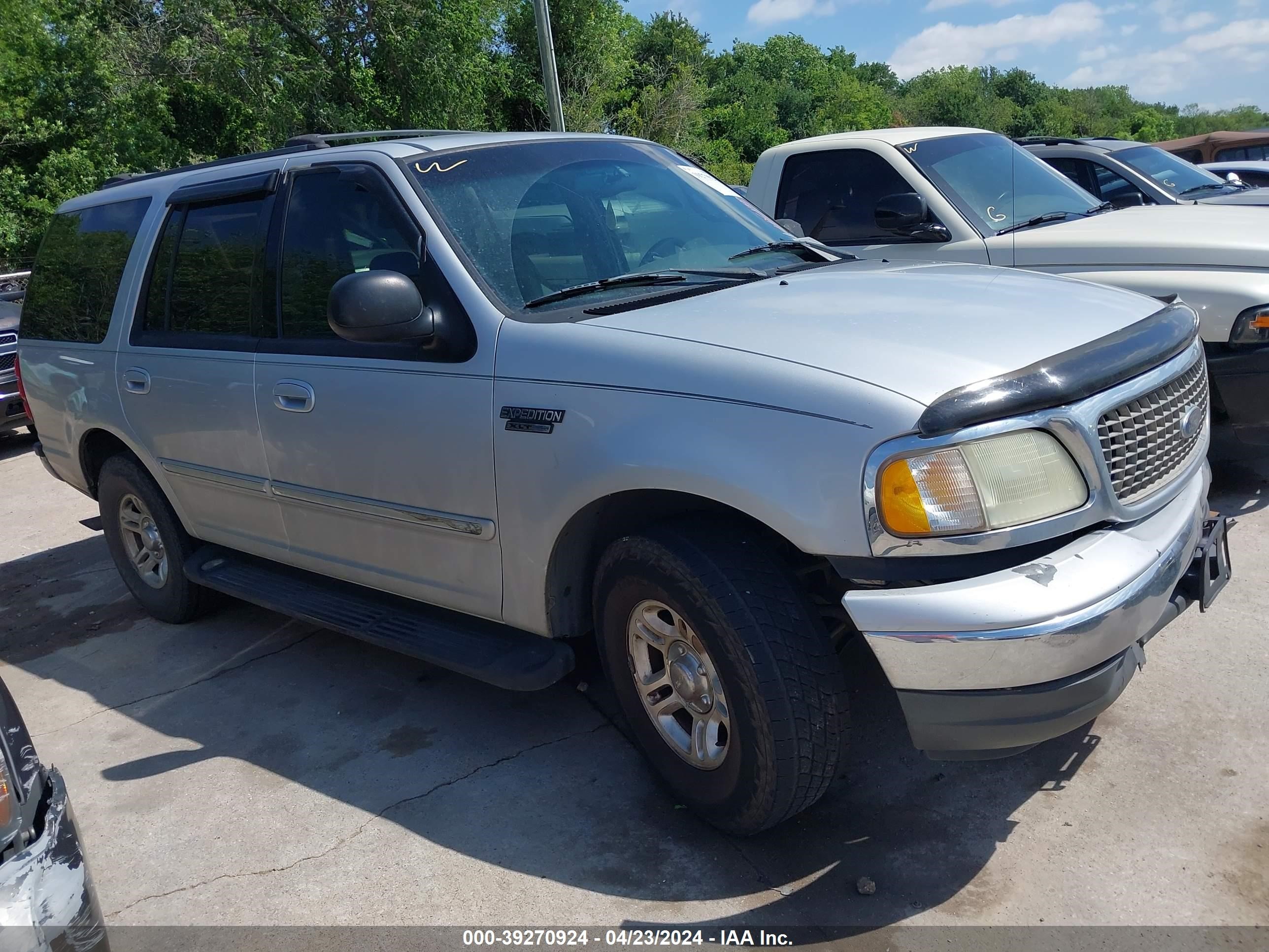 ford expedition 2002 1fmru15w32la47745