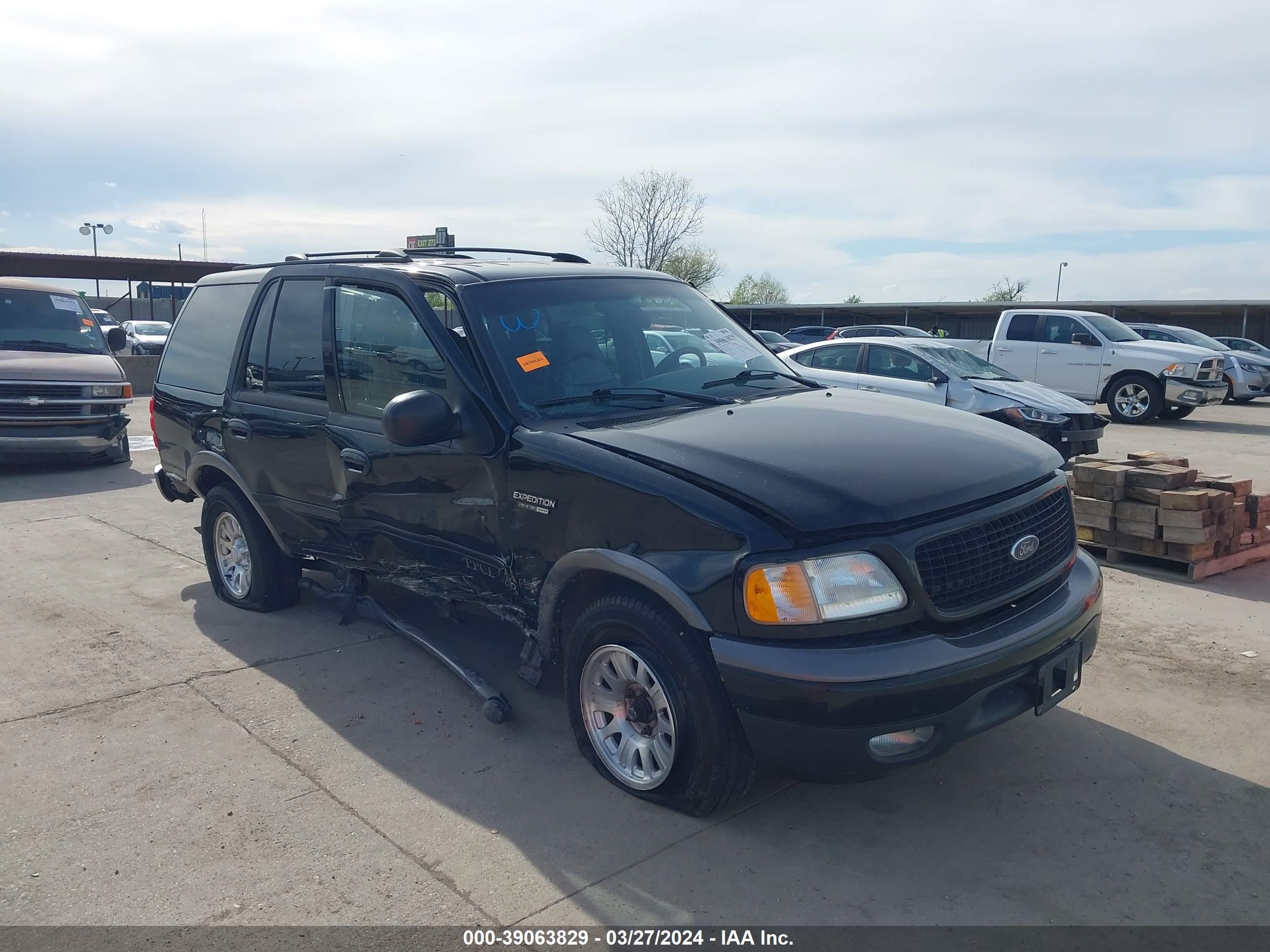 ford expedition 2002 1fmru15w62la80643