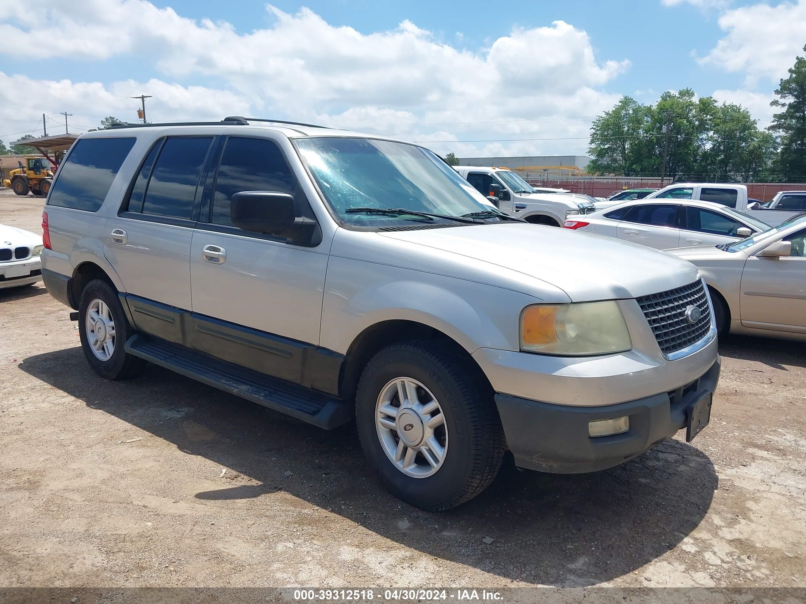 ford expedition 2004 1fmru15w74la01502