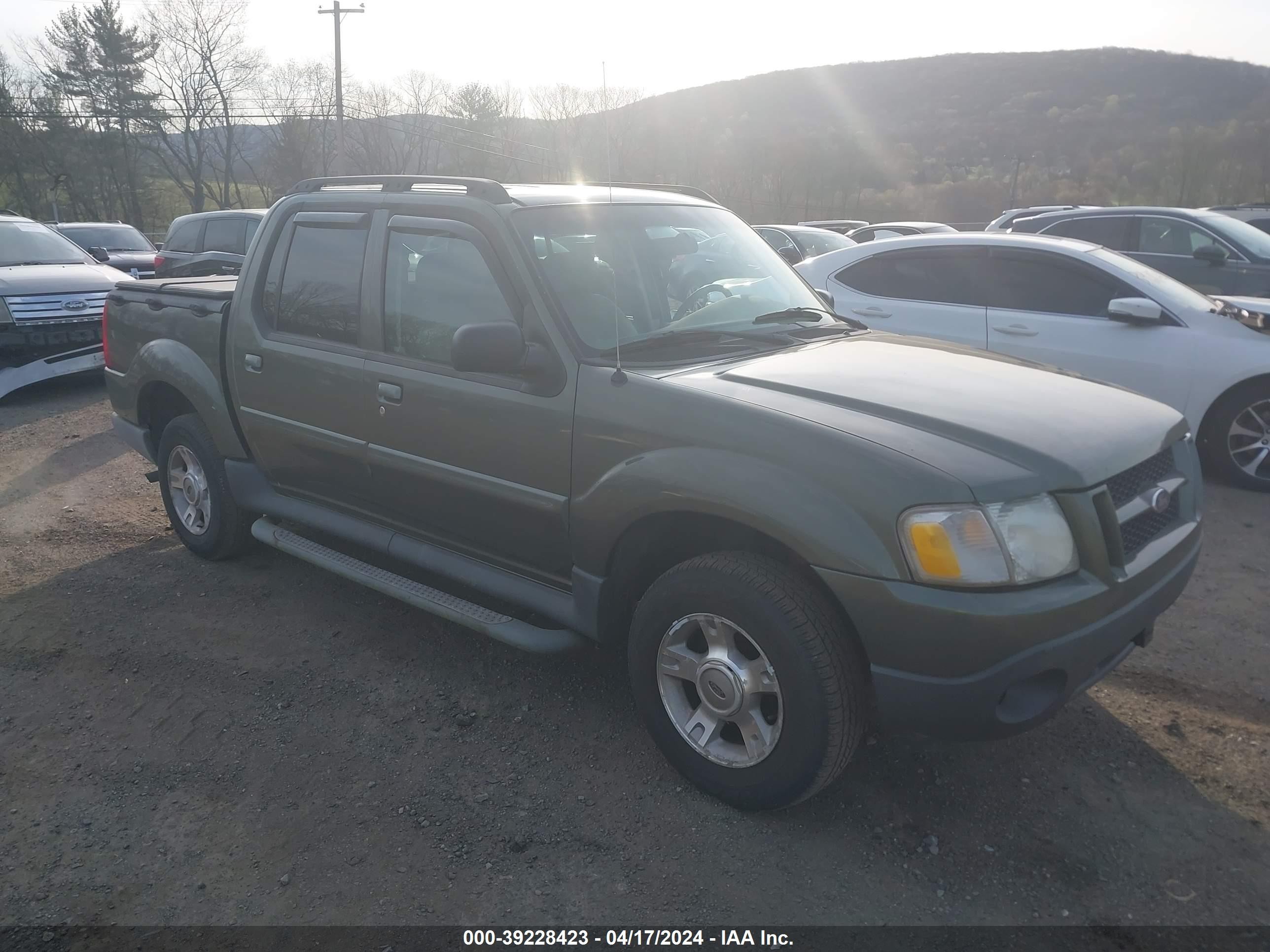 ford explorer sport trac 2004 1fmzu77k64ua77798