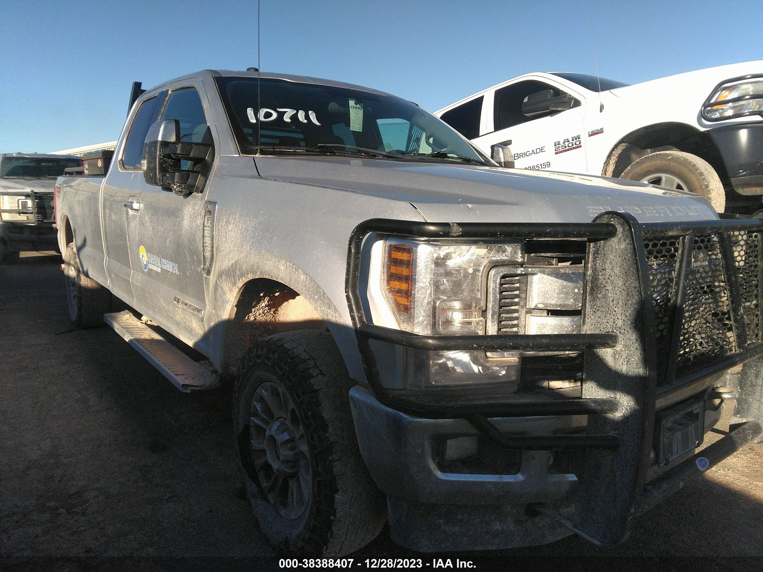 ford f250 2018 1ft7x2bt4jeb87695