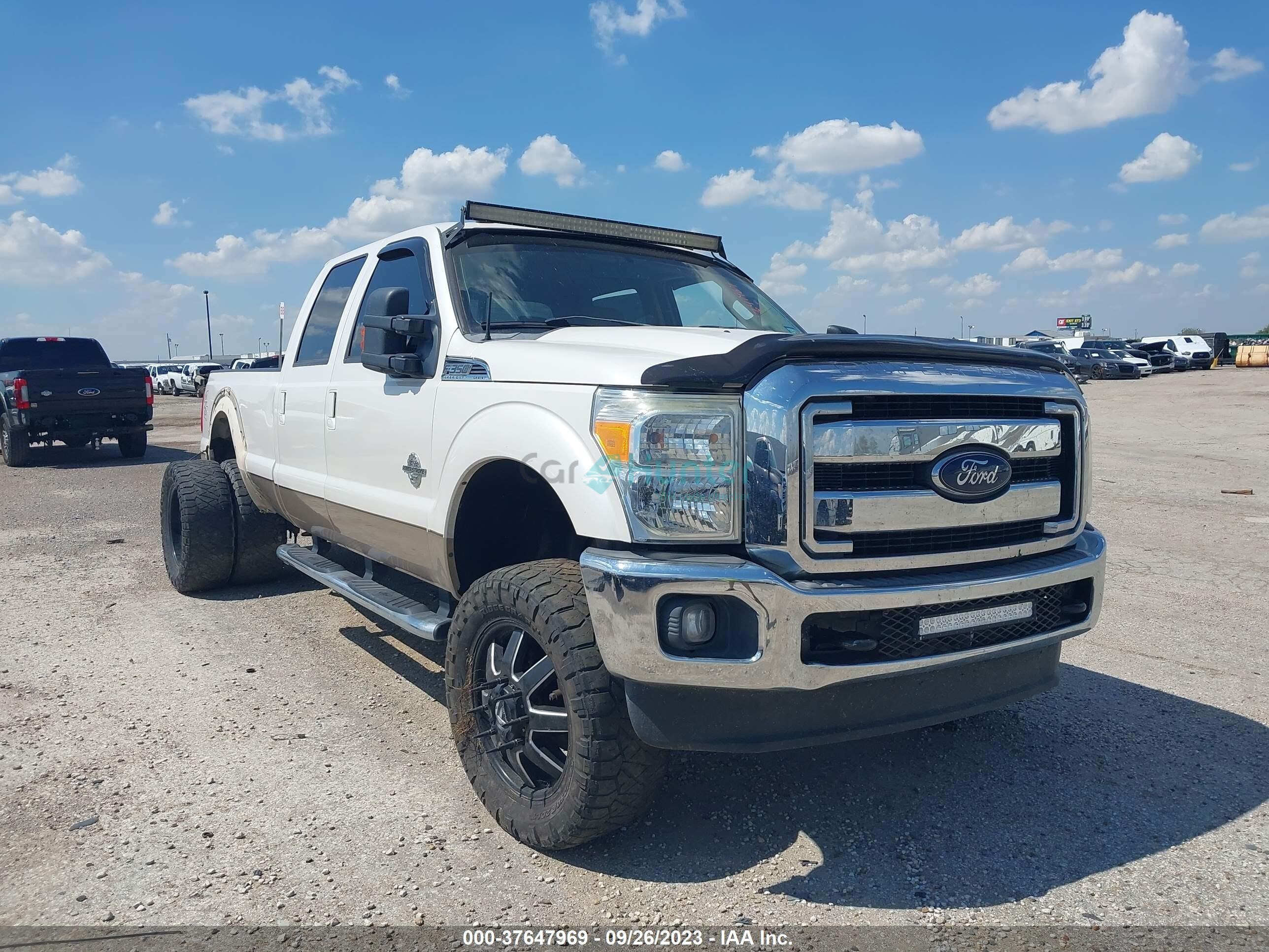 ford  2012 1ft8w3dt3ced12795