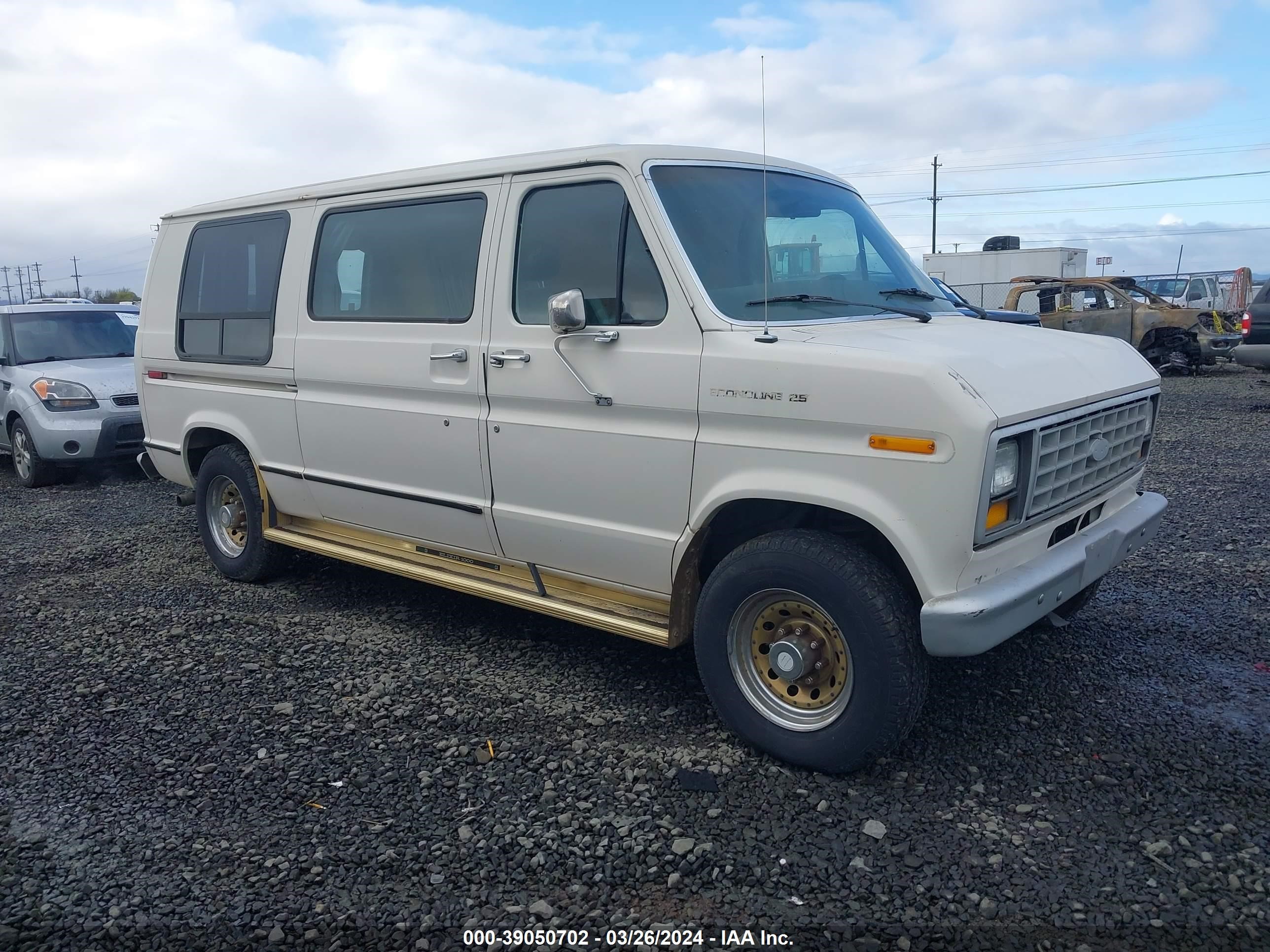 ford econoline 1987 1ftee24n8hhb28461