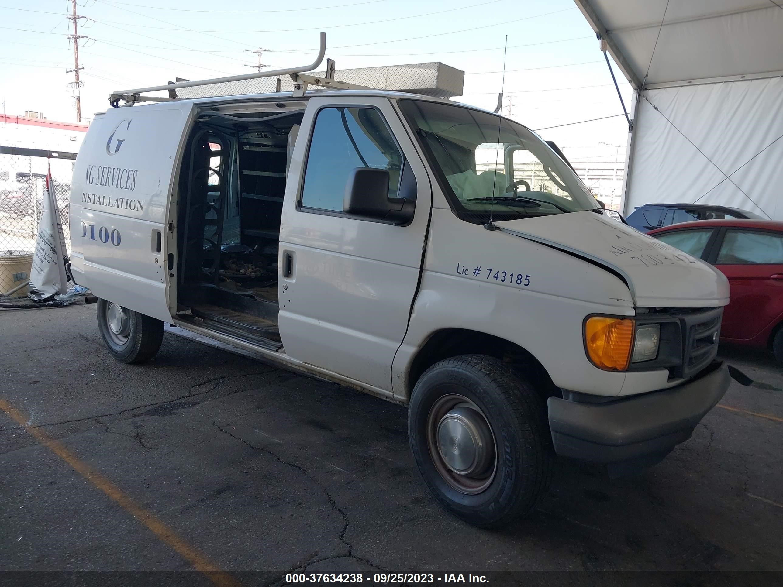 ford econoline 2005 1ftne24wx5hb38459