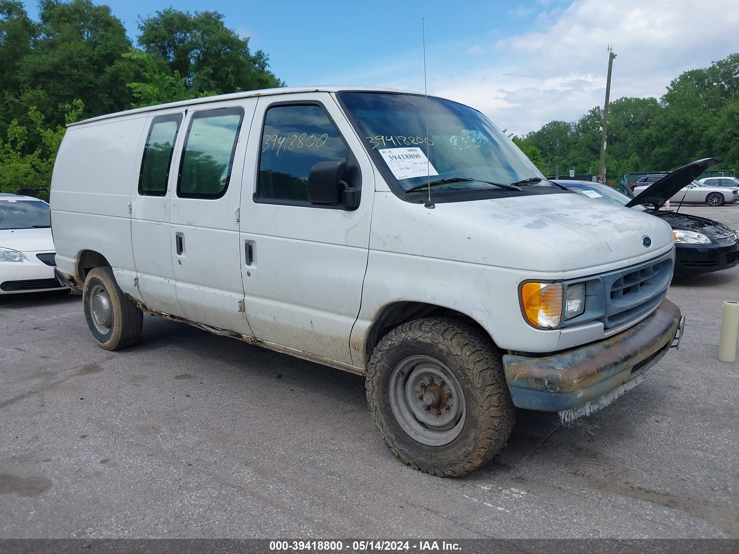 ford econoline 1998 1ftpe242xwhc15631