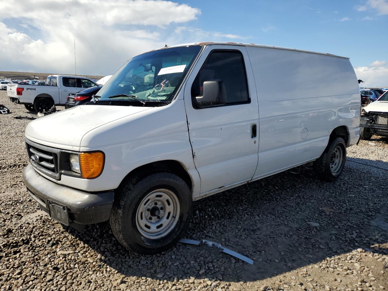 ford econoline 2004 1ftre14w84ha02180