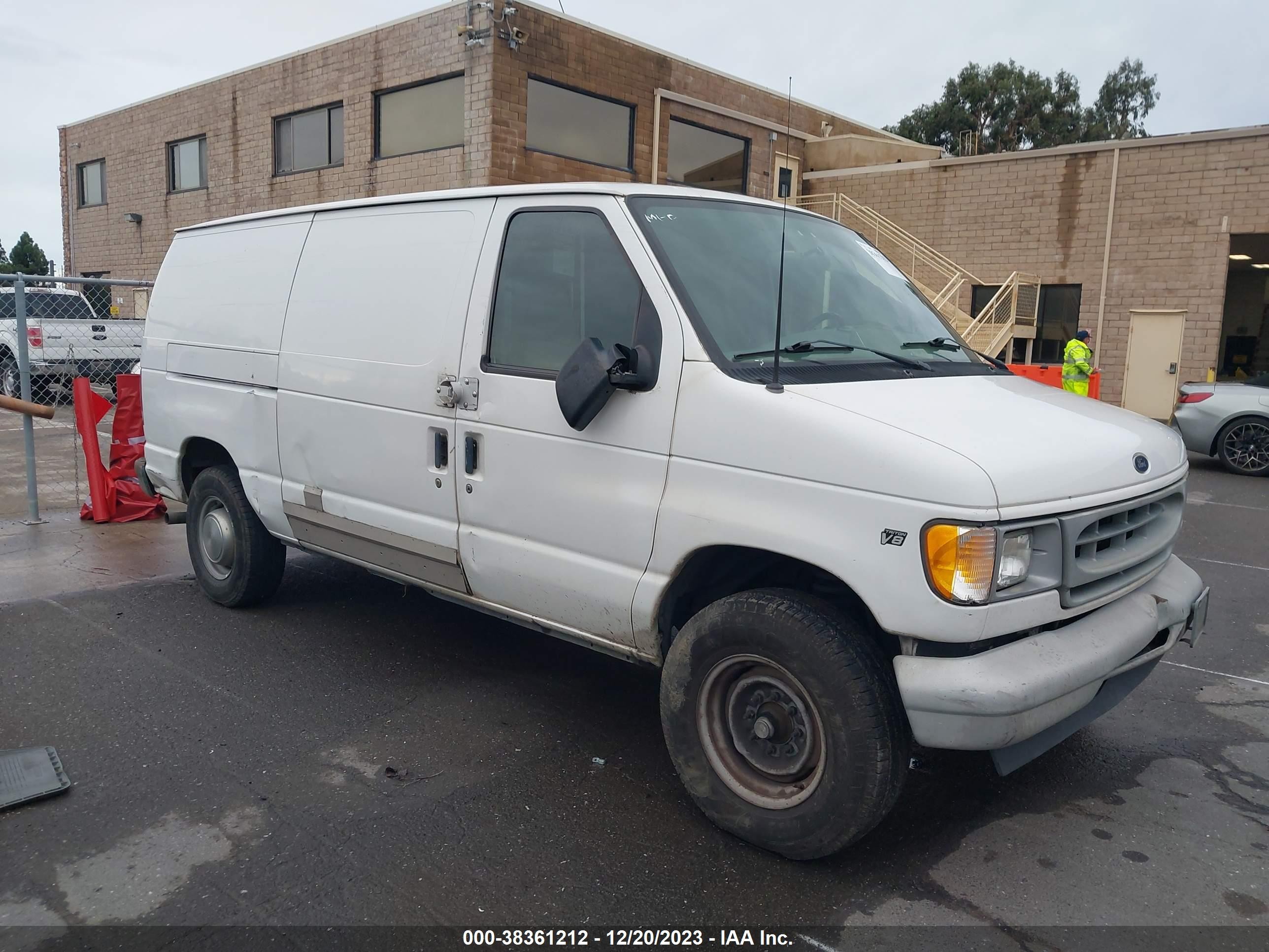 ford econoline 2001 1ftse34l81hb00432