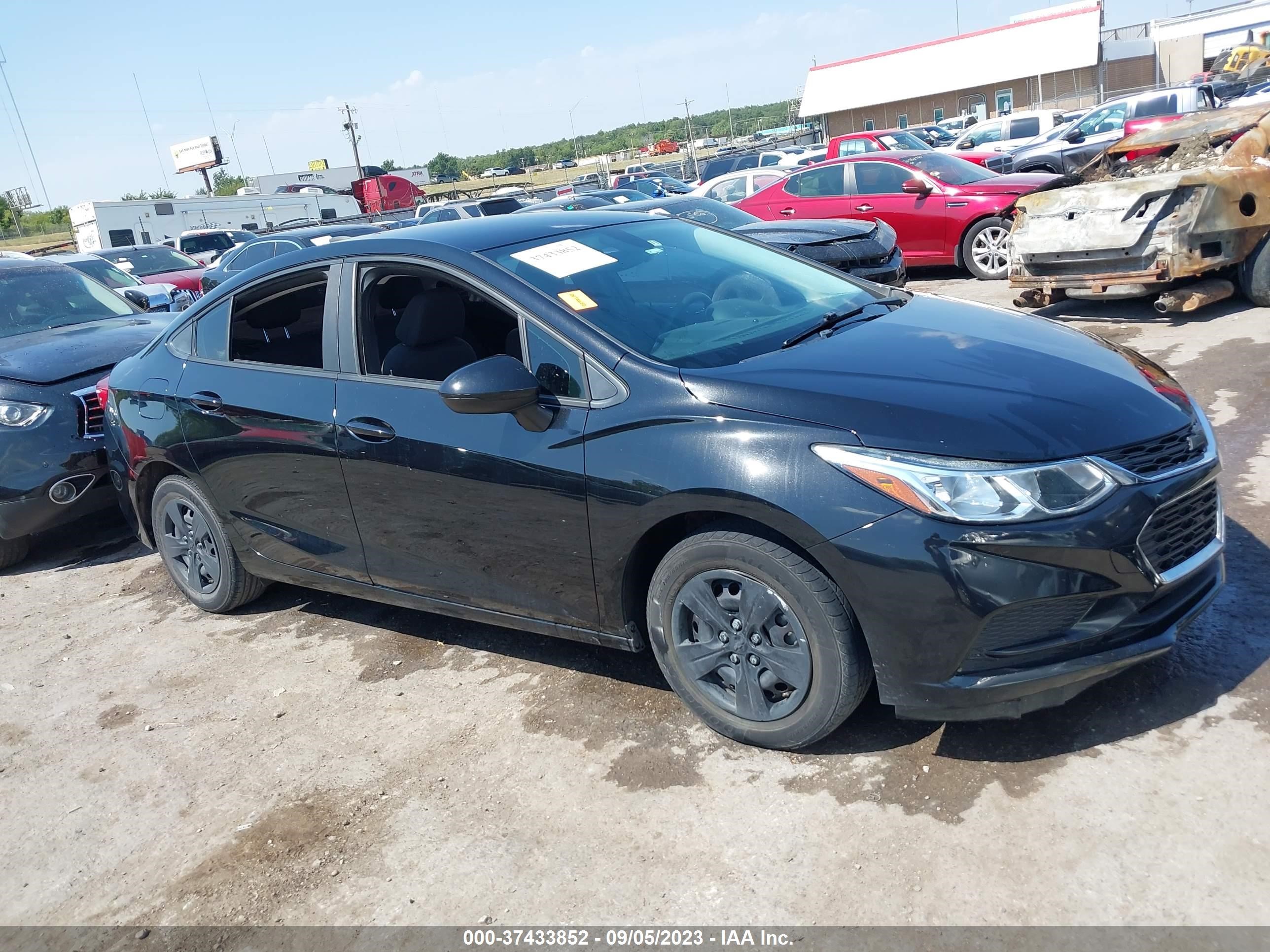 chevrolet cruze 2018 1g1bc5sm5j7207322