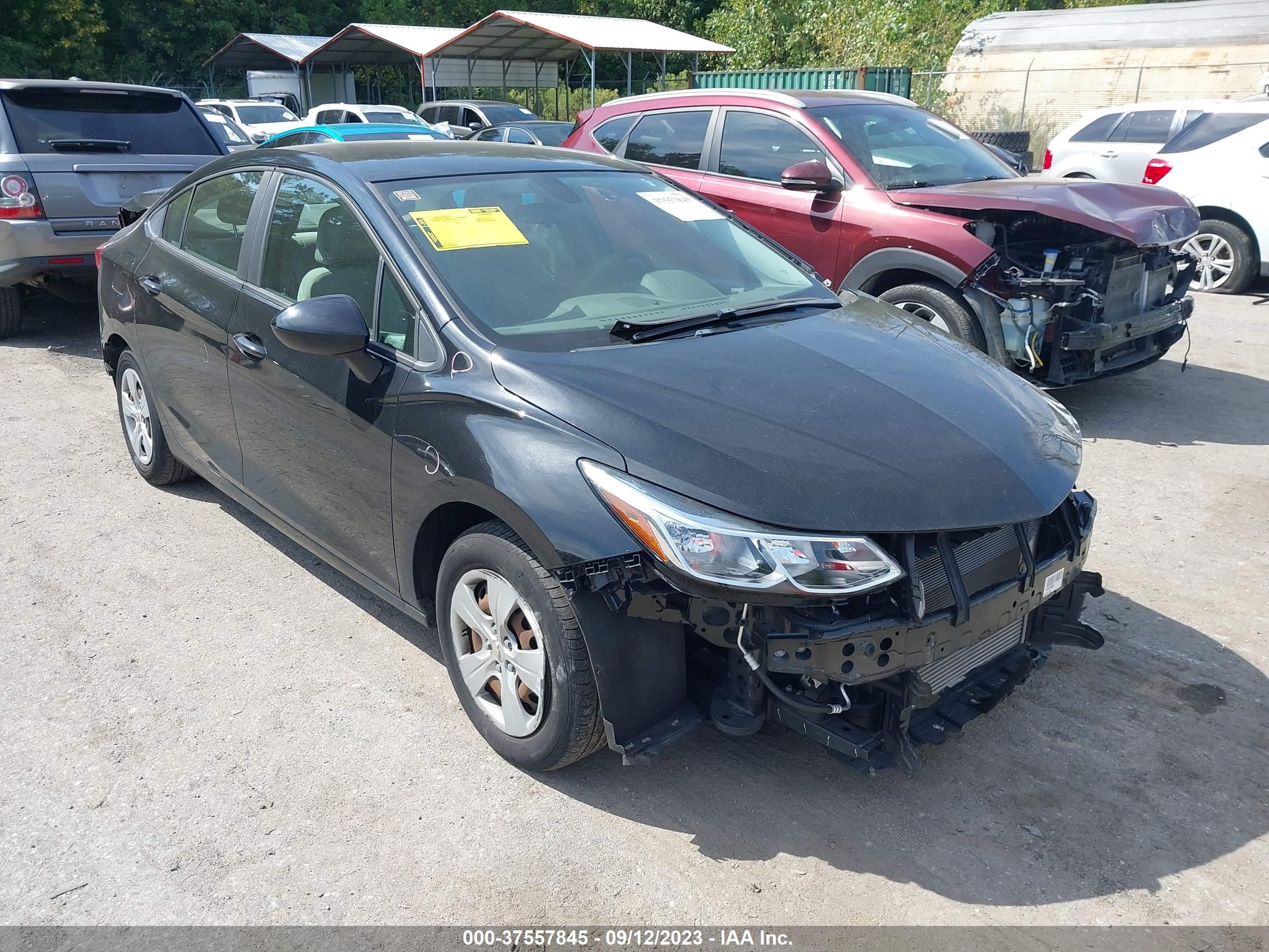 chevrolet cruze 2018 1g1bc5sm9j7215360