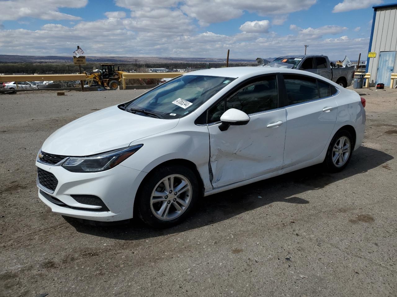 chevrolet cruze 2018 1g1be5sm0j7169864