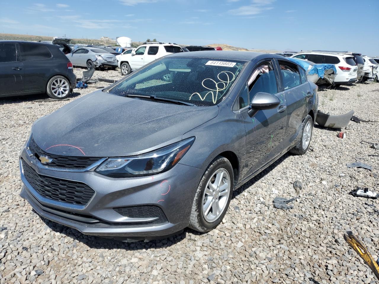 chevrolet cruze 2018 1g1be5sm7j7132326