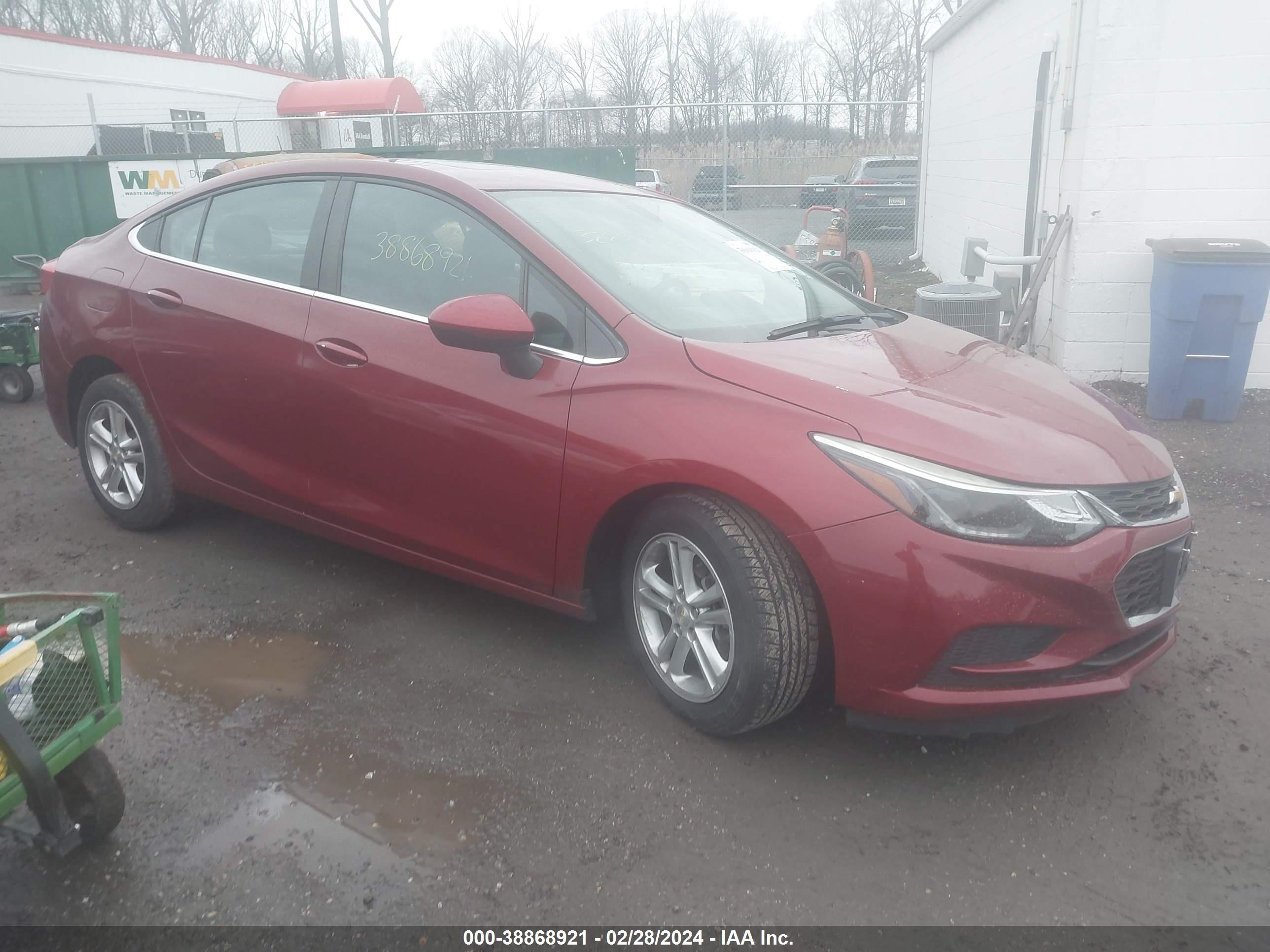 chevrolet cruze 2018 1g1be5sm8j7109525