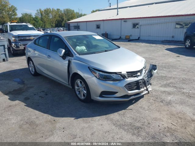 chevrolet cruze 2018 1g1be5sm9j7136362