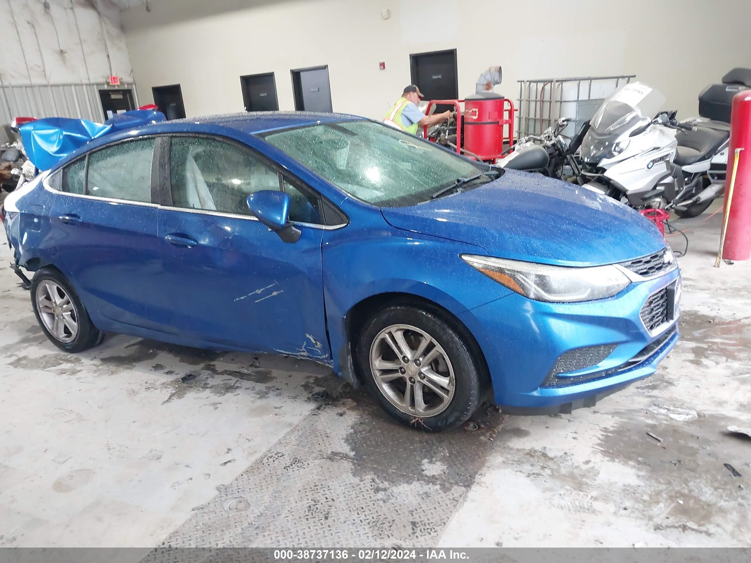 chevrolet cruze 2017 1g1be5smxh7107902