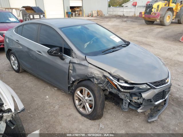 chevrolet cruze 2018 1g1be5smxj7150948