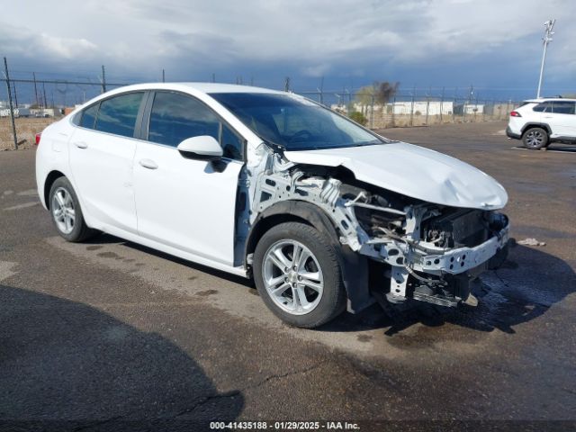 chevrolet cruze 2018 1g1be5smxj7185697