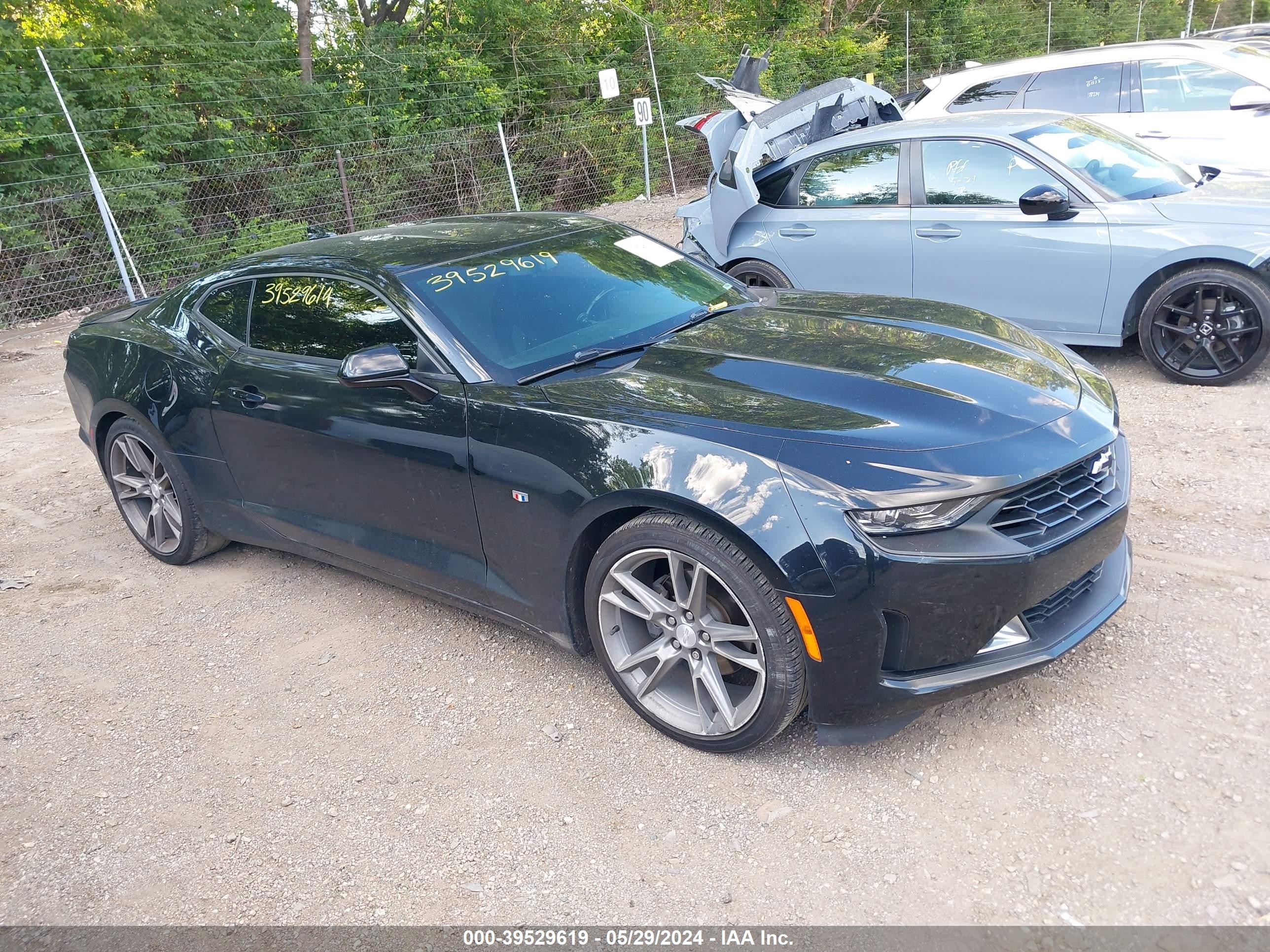 chevrolet camaro 2019 1g1fb1rs1k0144408