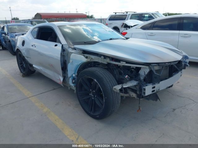 chevrolet camaro 2018 1g1fb1rx3j0157445