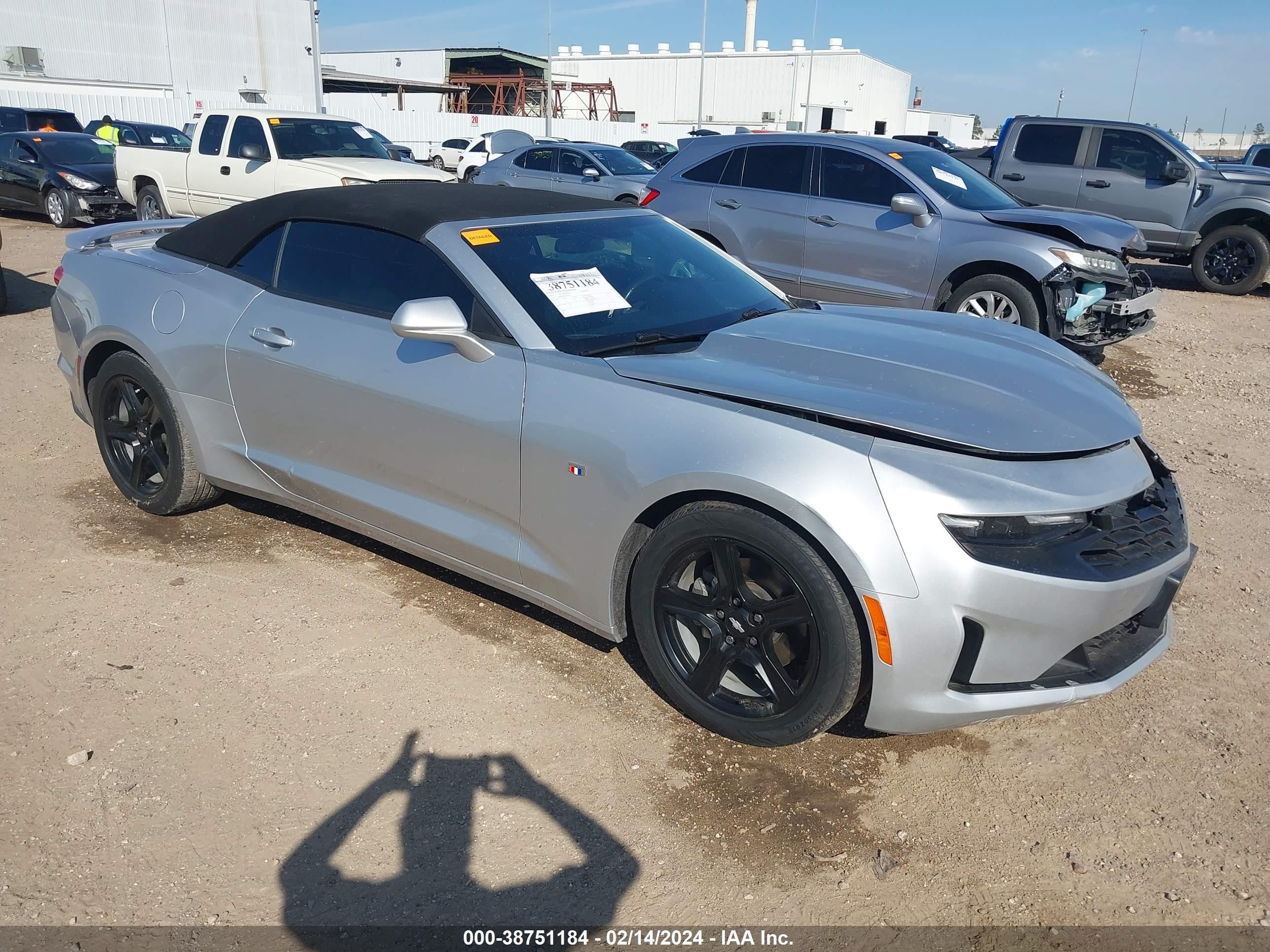 chevrolet camaro 2019 1g1fb3ds9k0142019